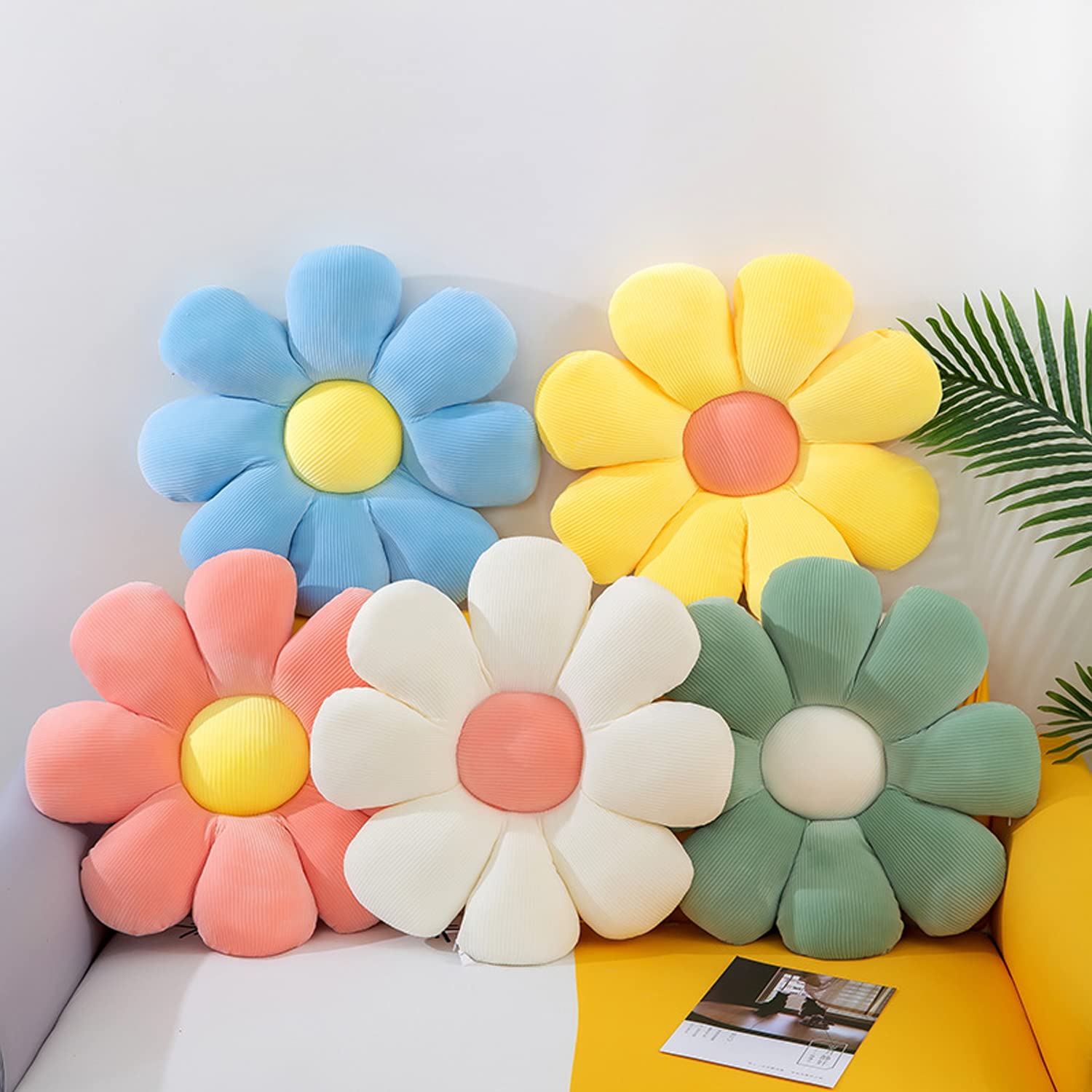 Flower Shaped Throw Pillow - Soft Plush Floor Cushion for Bedroom, Sofa & Reading Nook - 21 Inch White Decorative Pillow for Cozy Home Decor & Relaxation