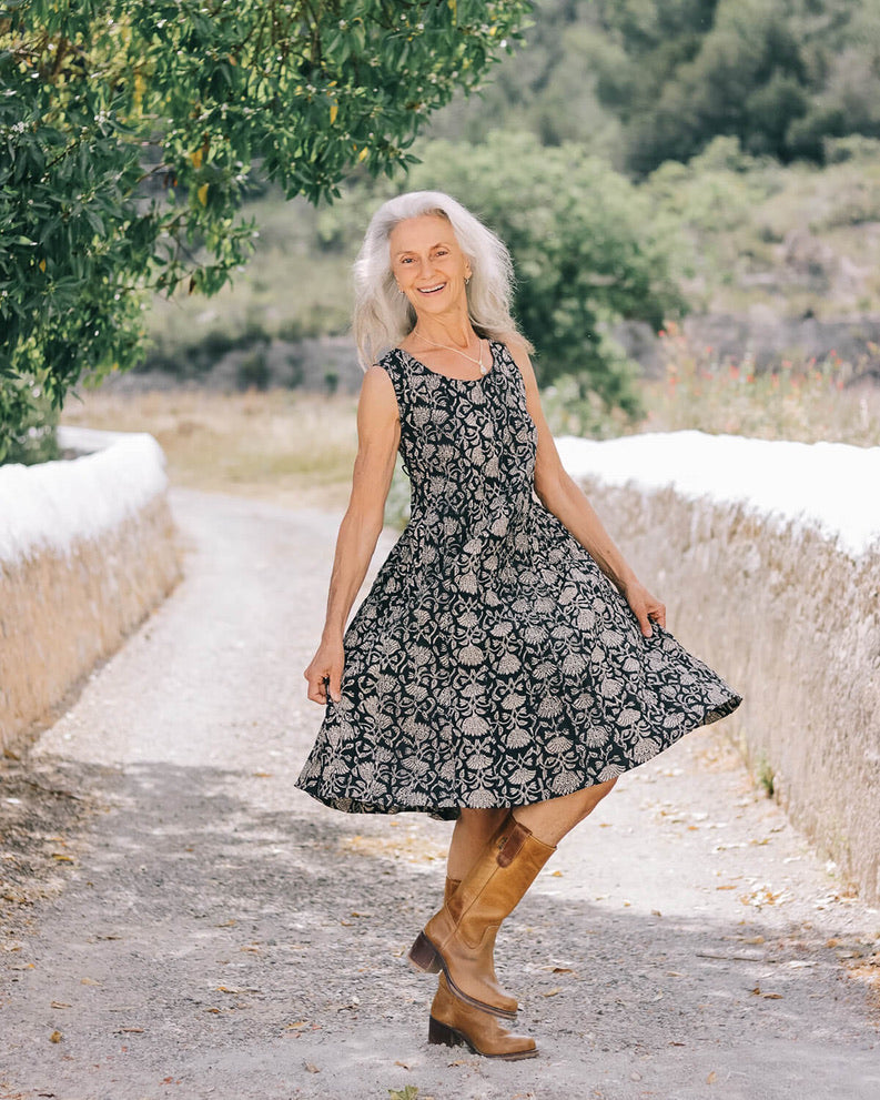 Barcelona Black Block Print Dress - Stylish Floral Summer Dress for Women, Perfect for Casual Outings, Beach Vacations & Date Nights