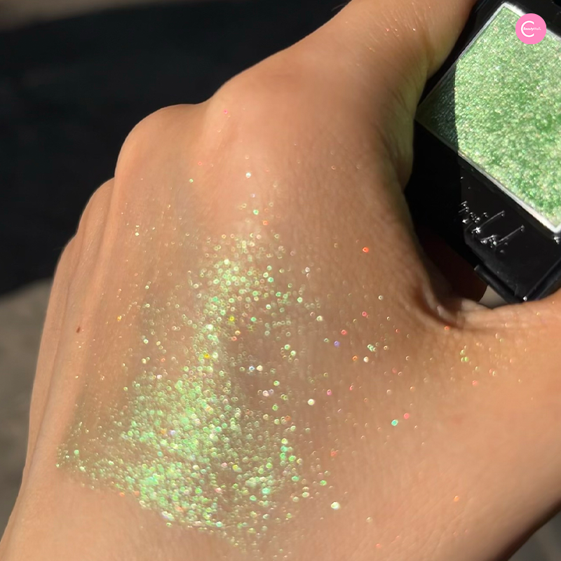 Coldnwild Chameleon Green Eyeshadow Palette - Long Lasting, Highly Pigmented Vegan Makeup for Party, Halloween & Cosplay | Perfect for Bold Eye Looks & Creative Makeup Artistry