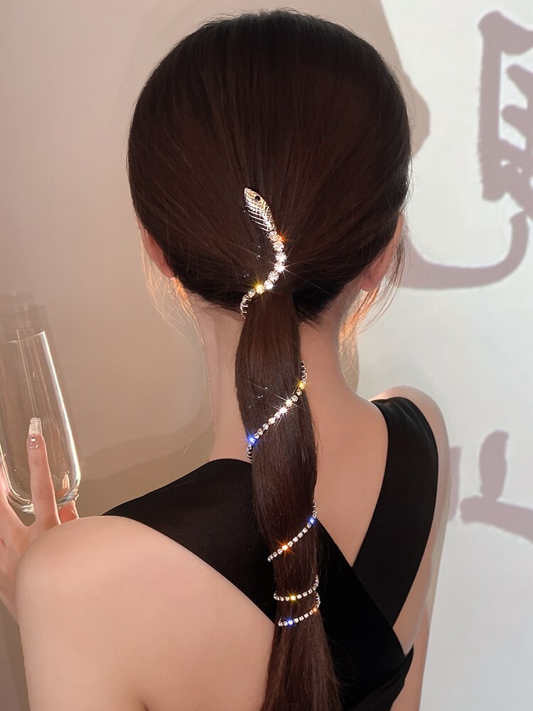 Elegant Medusa Hair Jewelry - Vintage Greek Goddess Headpiece for Women - Perfect for Weddings, Parties & Cosplay