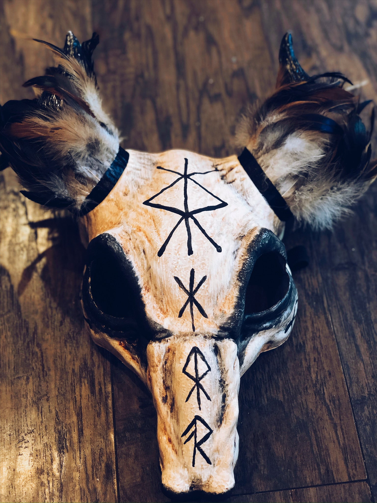 Viking Runes Short Horn - Norse Pagan Jewelry for Men & Women - Perfect for Viking Costume, LARP, Cosplay & Historical Reenactment
