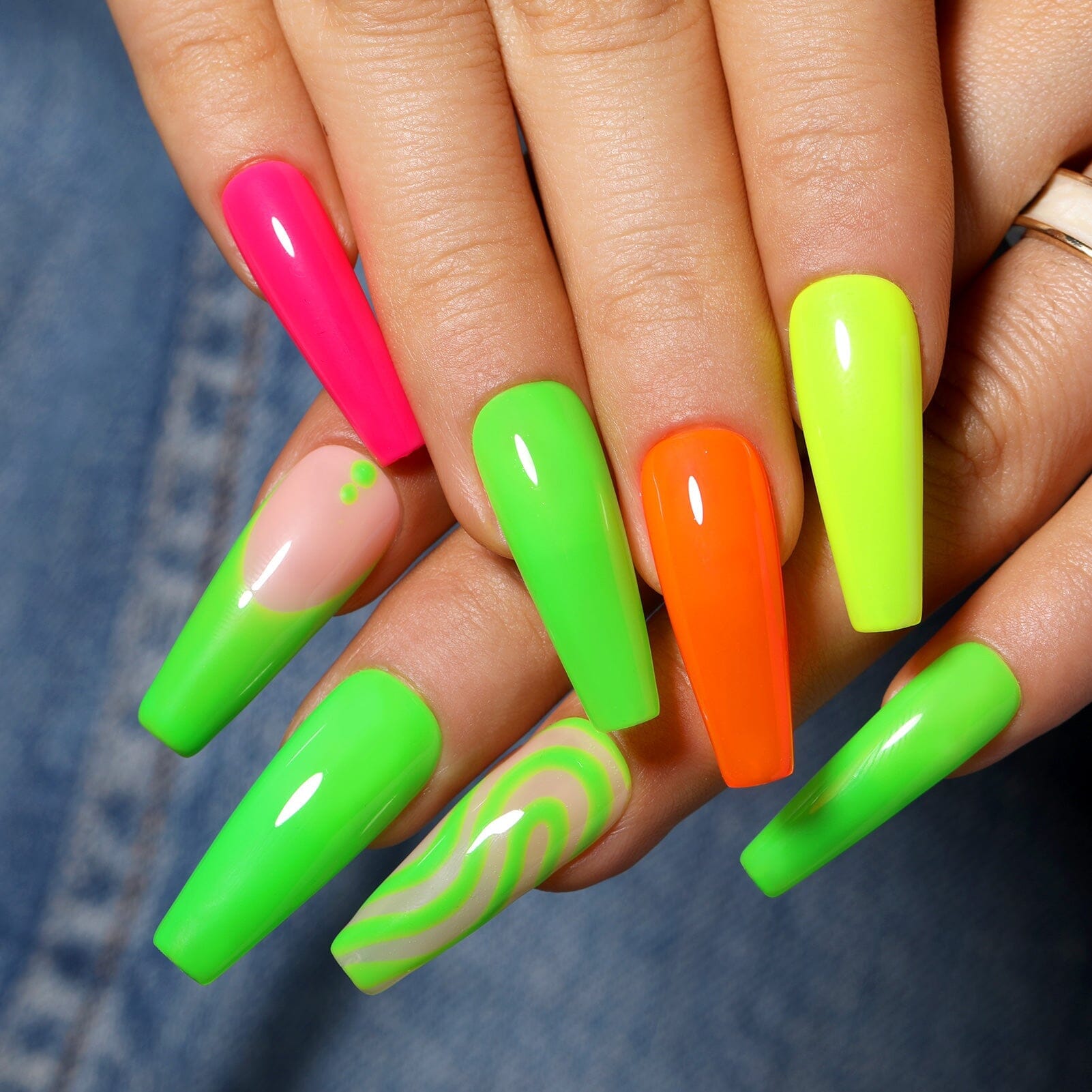 6 Colors Gel Nail Polish Set - 7ml Long Lasting UV LED Soak Off Nail Art Kit for Manicure & Pedicure at Home or Salon