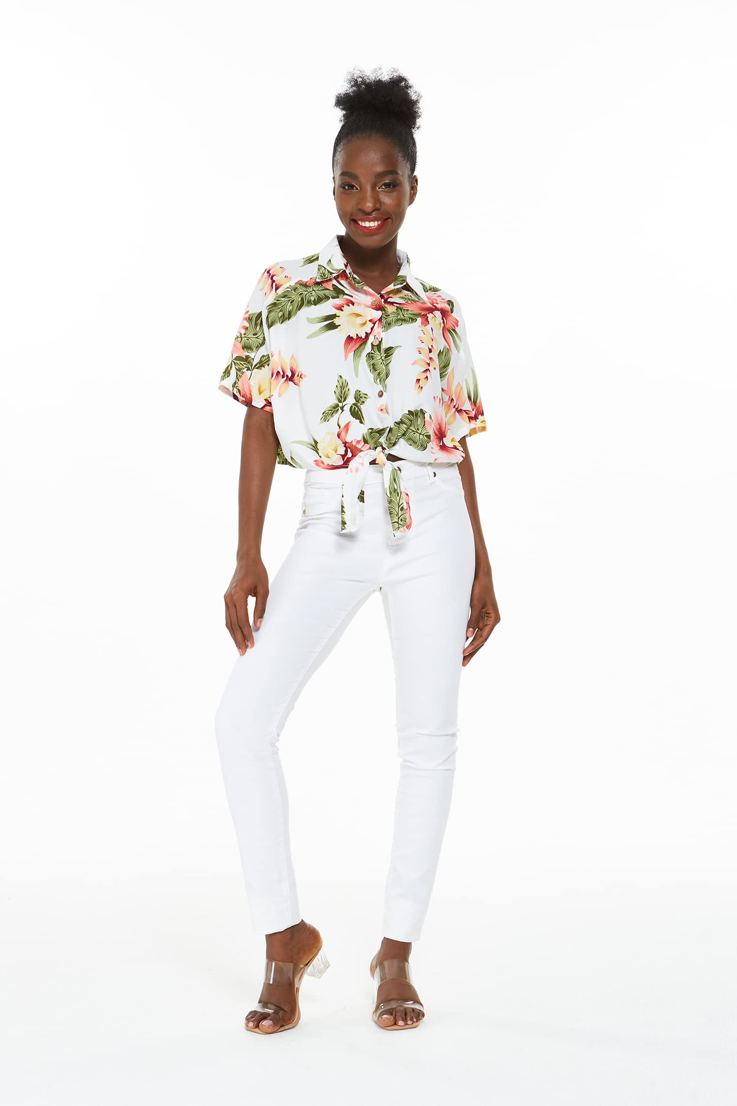 Women's Hawaiian Tie Front Crop Top Aloha Shirt - Floral Rafelsia Print Short Sleeve Beach Shirt for Summer Vacation, Luau Party & Tropical Outfits