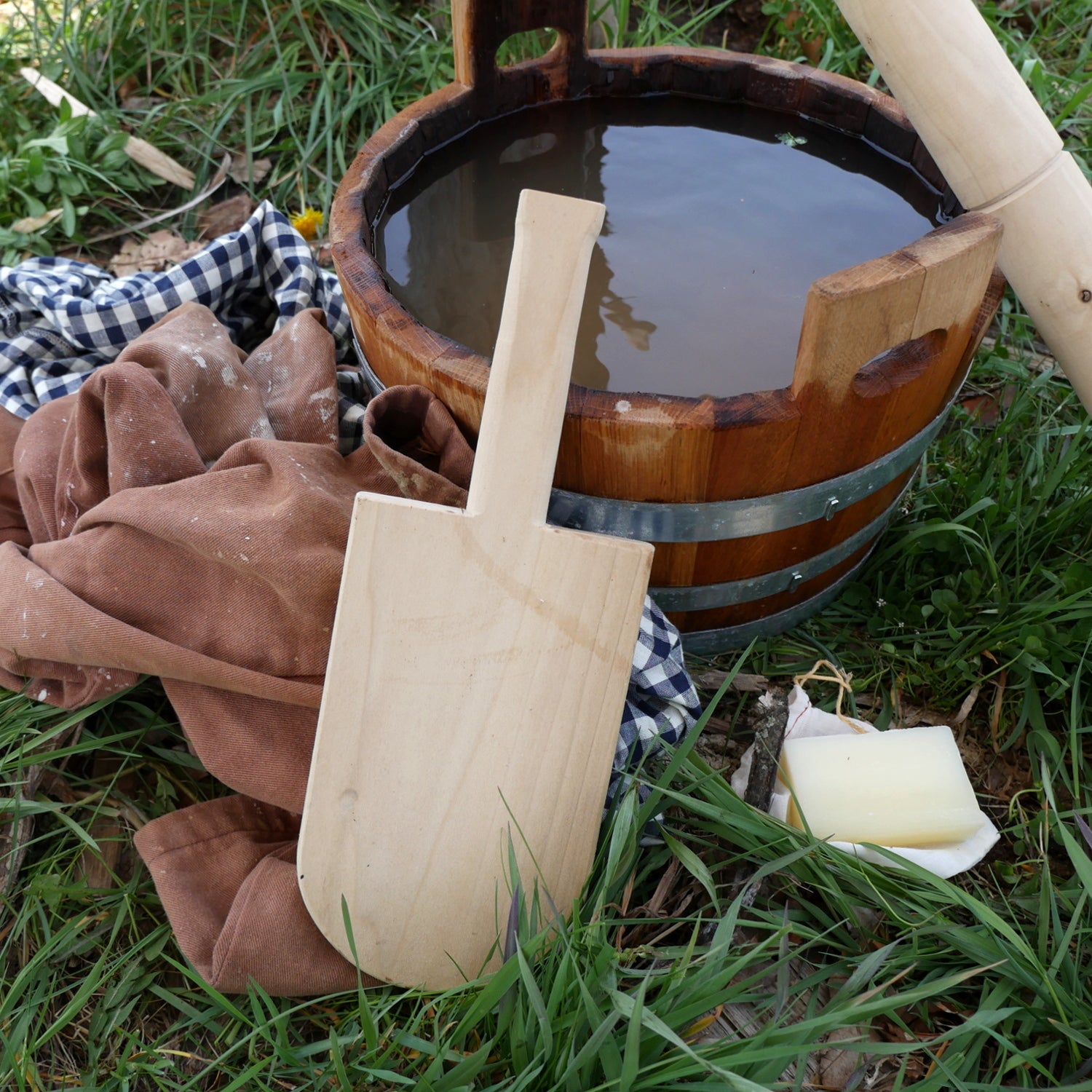 Portable Hand Washing Bat for Camping, Travel & Outdoor Activities - Compact & Lightweight for Easy Cleaning Anywhere