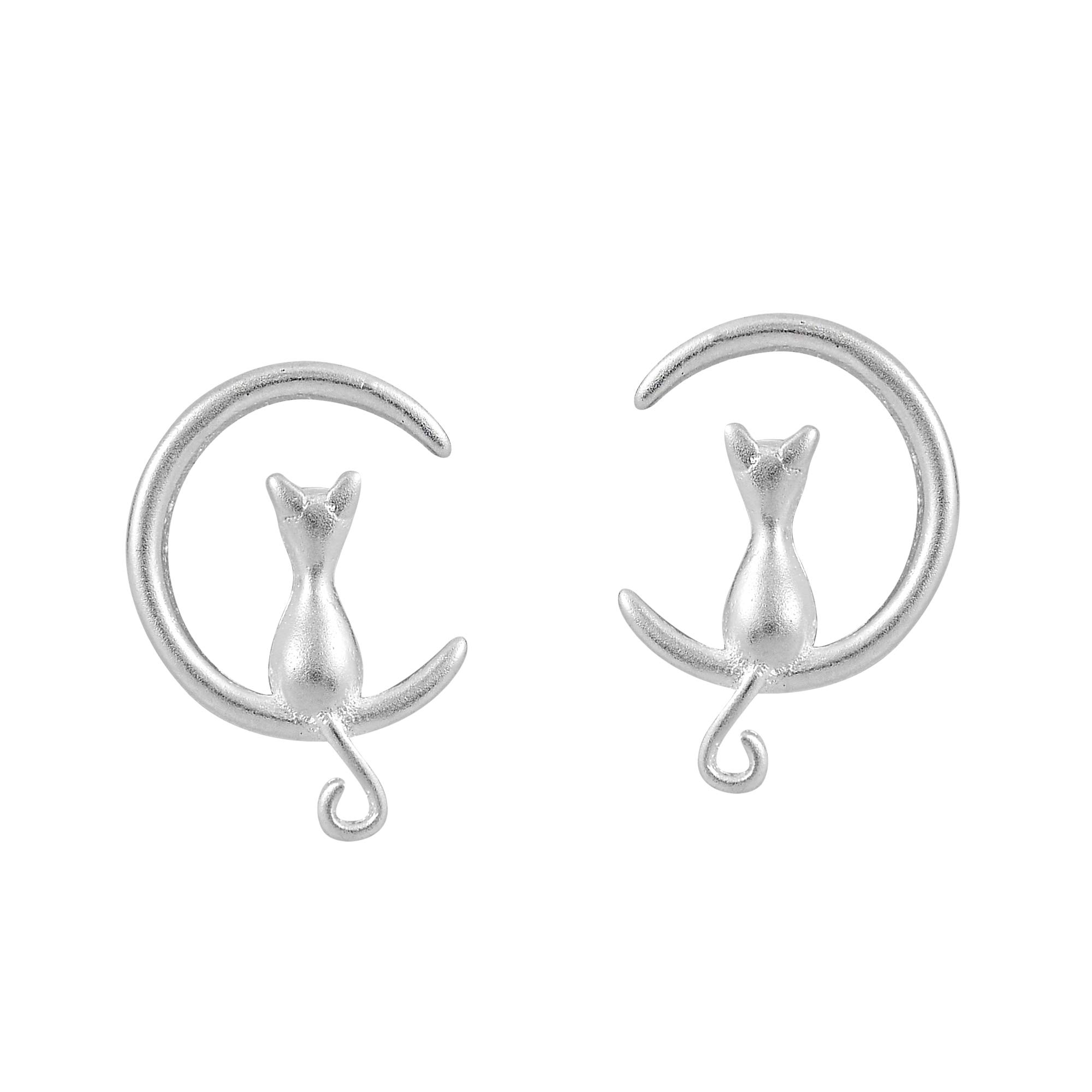 AeraVida Minimalist Sterling Silver Cat Stud Earrings for Women - Cute Cat Sitting on Moon Design | Dainty Preppy Jewelry Gift for Cat Lovers | Perfect for Everyday Wear, Office & Casual Outfits