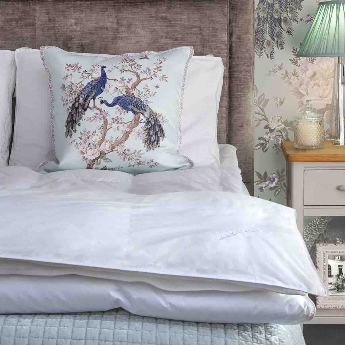 Laura Ashley Soft As Down Duvet - Ultra Plush Hypoallergenic Comforter for All Seasons | Perfect for Cozy Bedrooms, Guest Rooms & Luxury Hotels