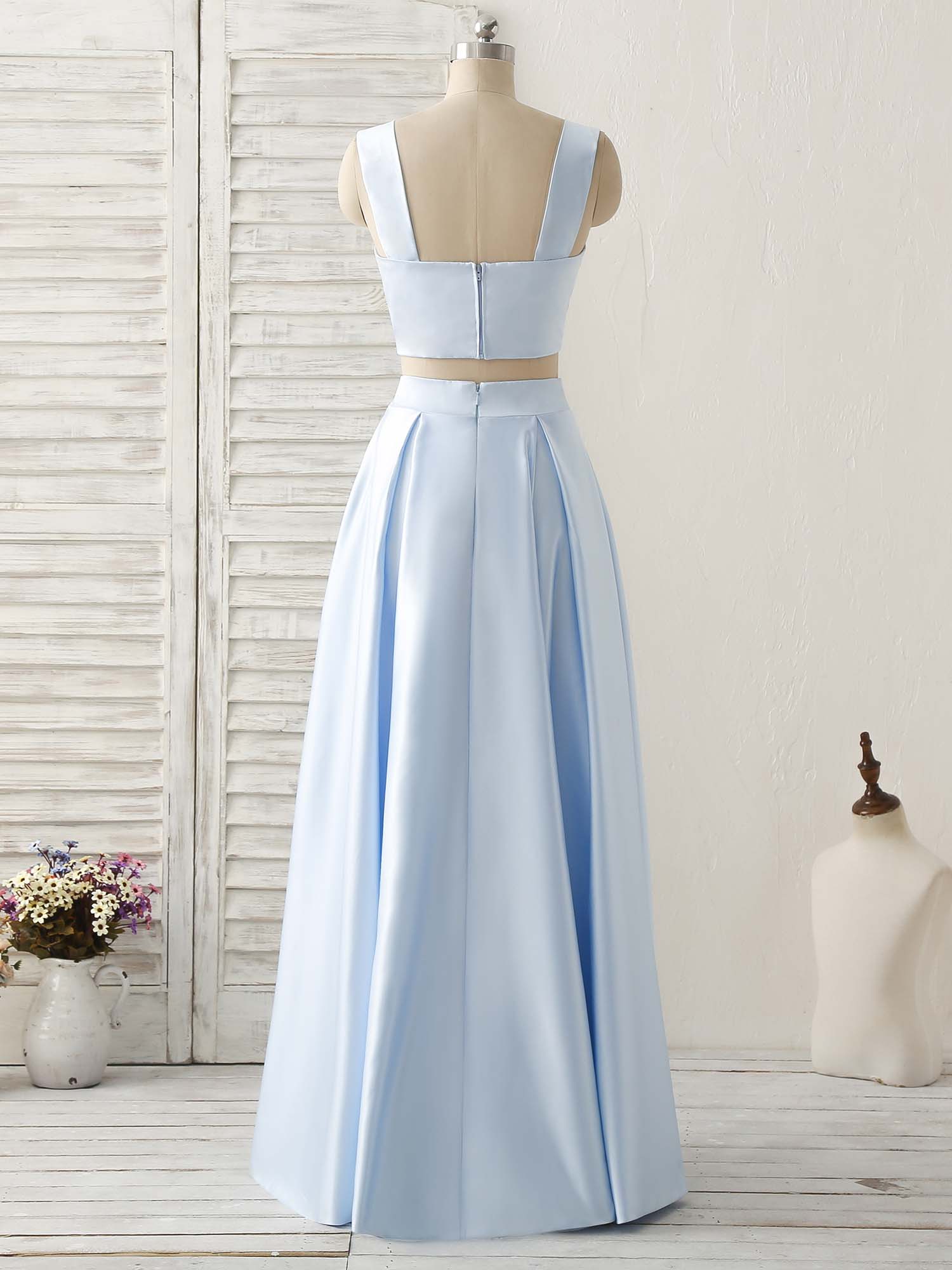 Elegant Light Blue Two-Piece Satin Prom Dress | Formal Evening Gown for Women | Perfect for Homecoming, Prom Night & Special Occasions