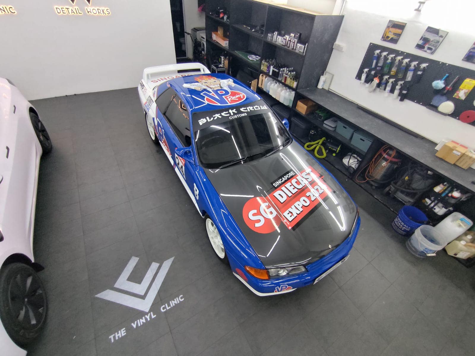 INNO64 1:64 Scale Nissan Skyline GT-R R32 Diecast Model Car - Singapore Expo 2024 Limited Special Edition (Collector's Item, One Per Customer) - Perfect for Display, Car Enthusiast Gifts & Diecast Collections