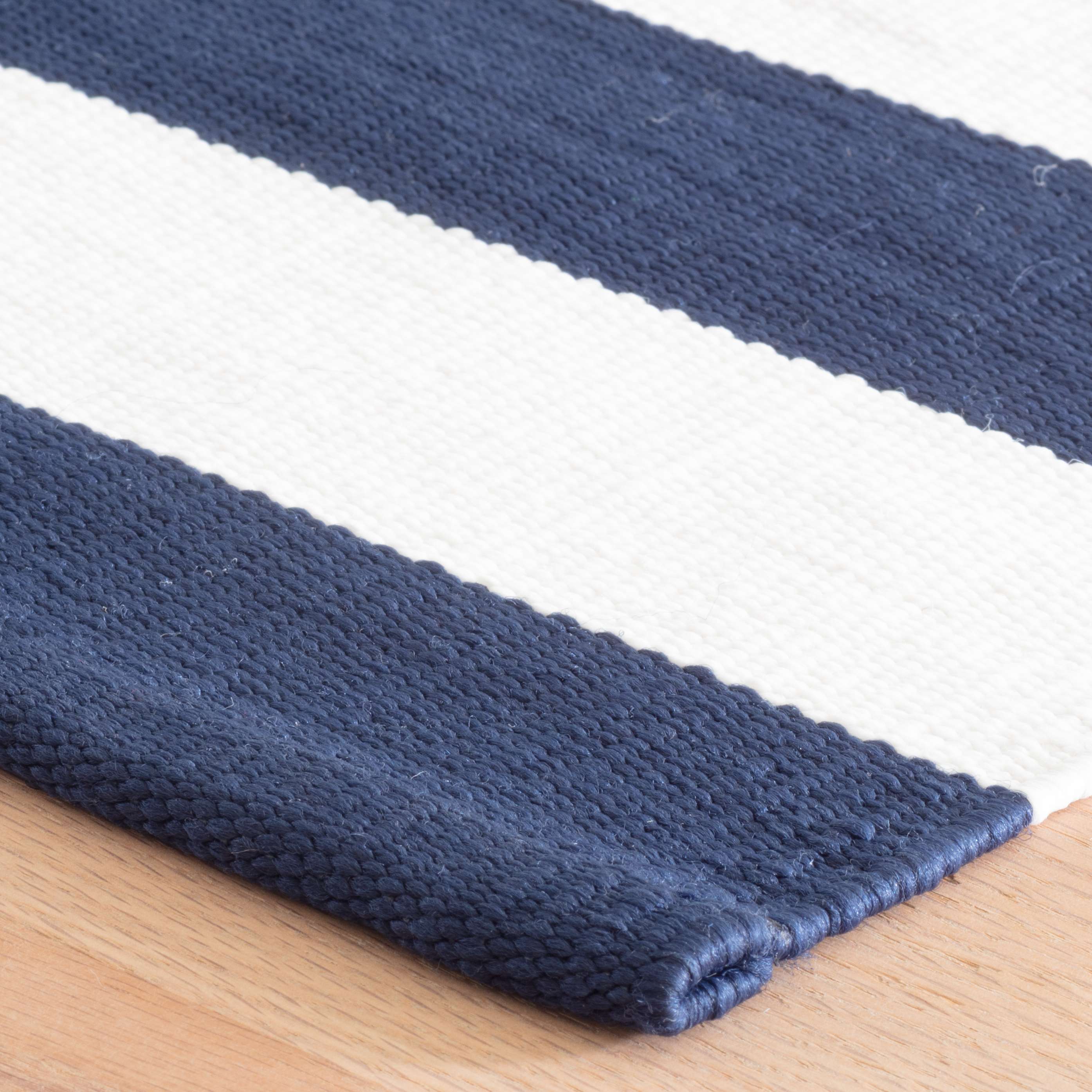 Dash & Albert Catamaran Stripe Denim/White Indoor/Outdoor Area Rug - Perfect for Living Room, Patio, and Beach House Decor