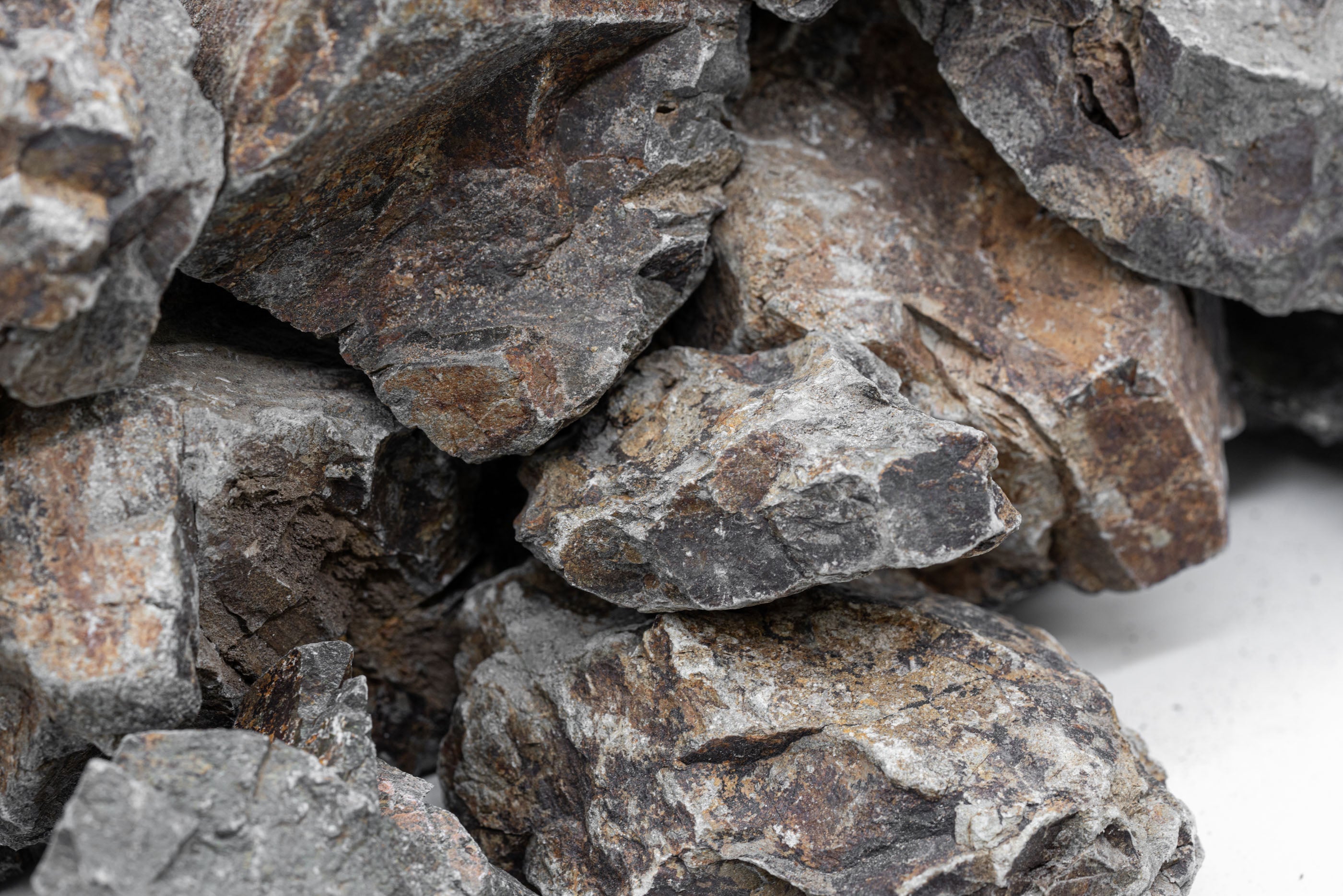 Premium Manten Stone - Natural Decorative Rocks for Landscaping, Aquariums & Zen Gardens - High-Quality Decorative Stones for Home & Outdoor Decor