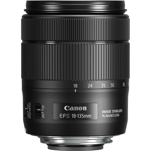 Canon EF-S 18-135mm f/3.5-5.6 IS USM Lens - High Performance Zoom Lens for DSLR Cameras - Perfect for Travel, Sports & Wildlife Photography