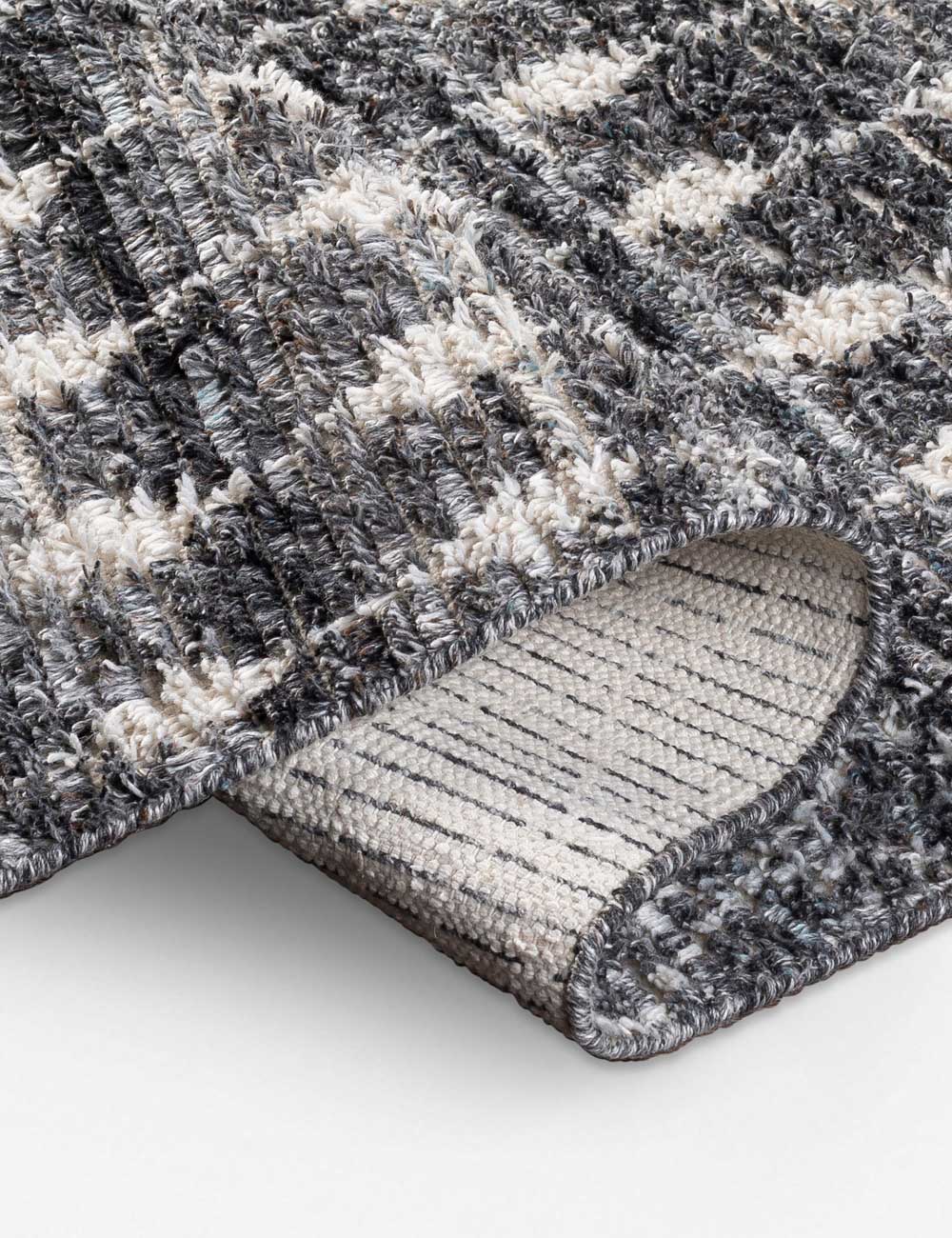 Amani Indoor Outdoor Rug - Durable & Stylish for Living Room, Patio, Deck - Waterproof & UV Resistant