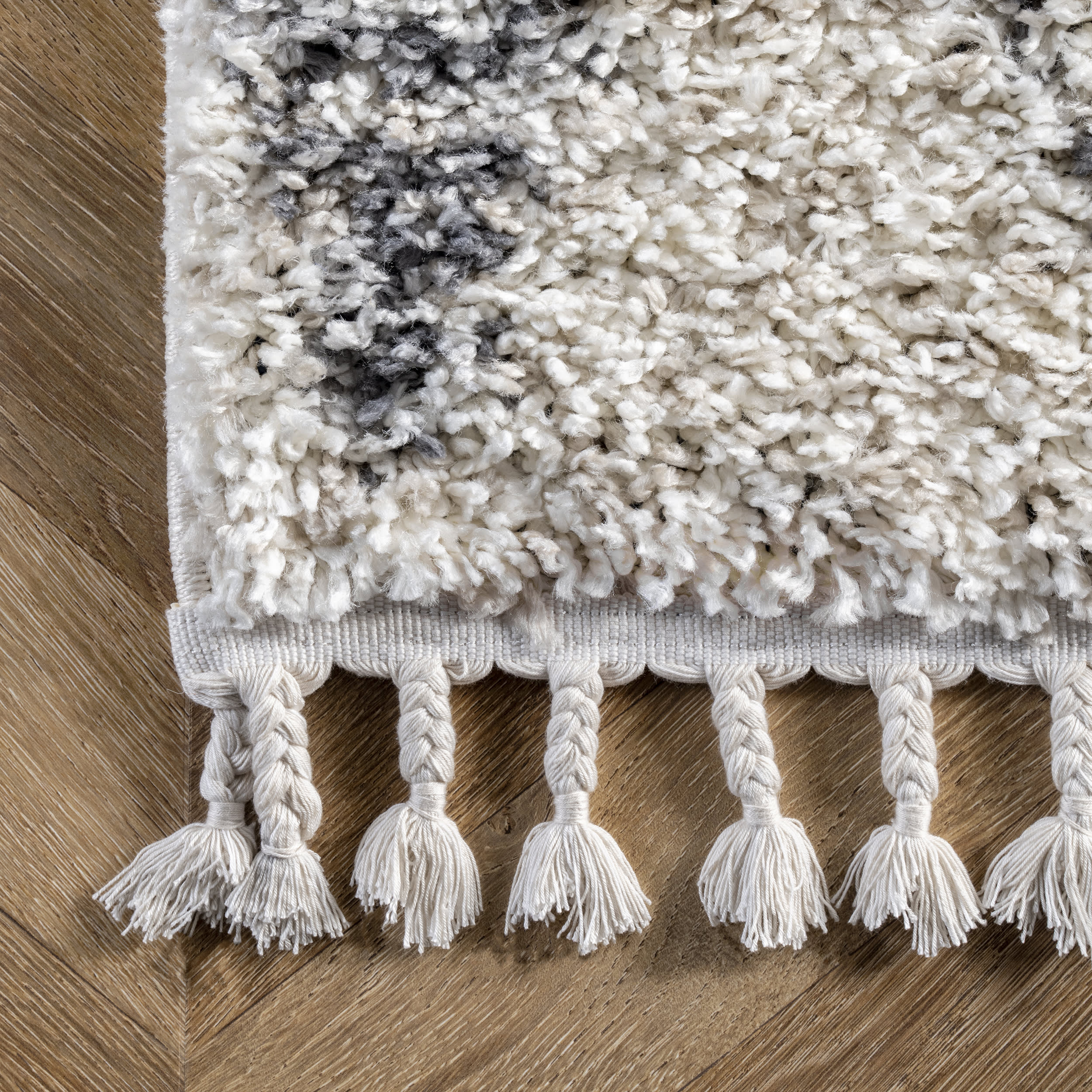 Luxury Diamond Band Tassel Area Rug - Soft Beige Bohemian Decor for Living Room, Bedroom & Nursery - Perfect for Boho Chic Home Decor