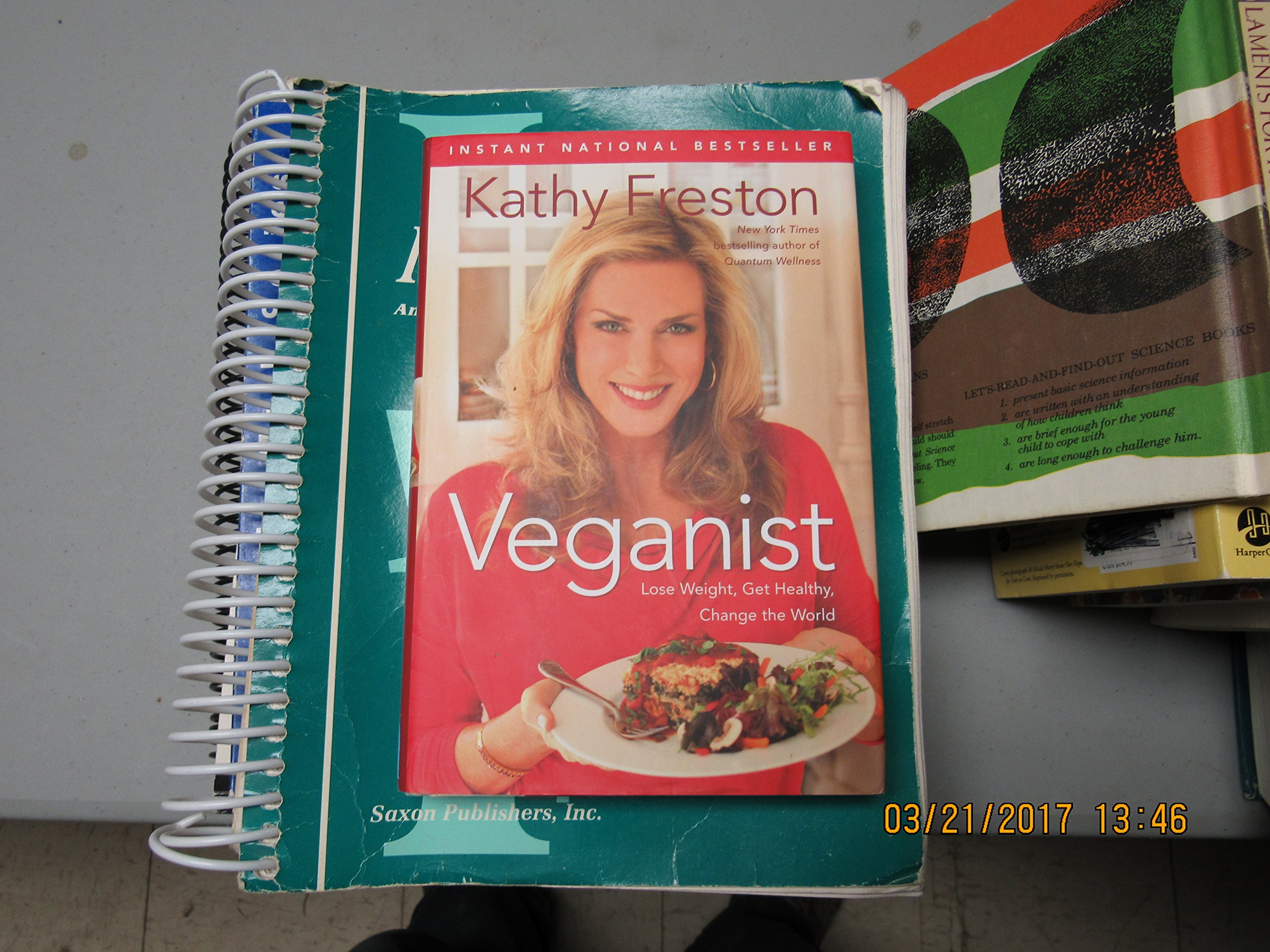 Veganist: Lose Weight, Get Healthy & Save the Planet | Plant-Based Diet Guide for Weight Loss & Wellness | Perfect for Home, Office & Travel