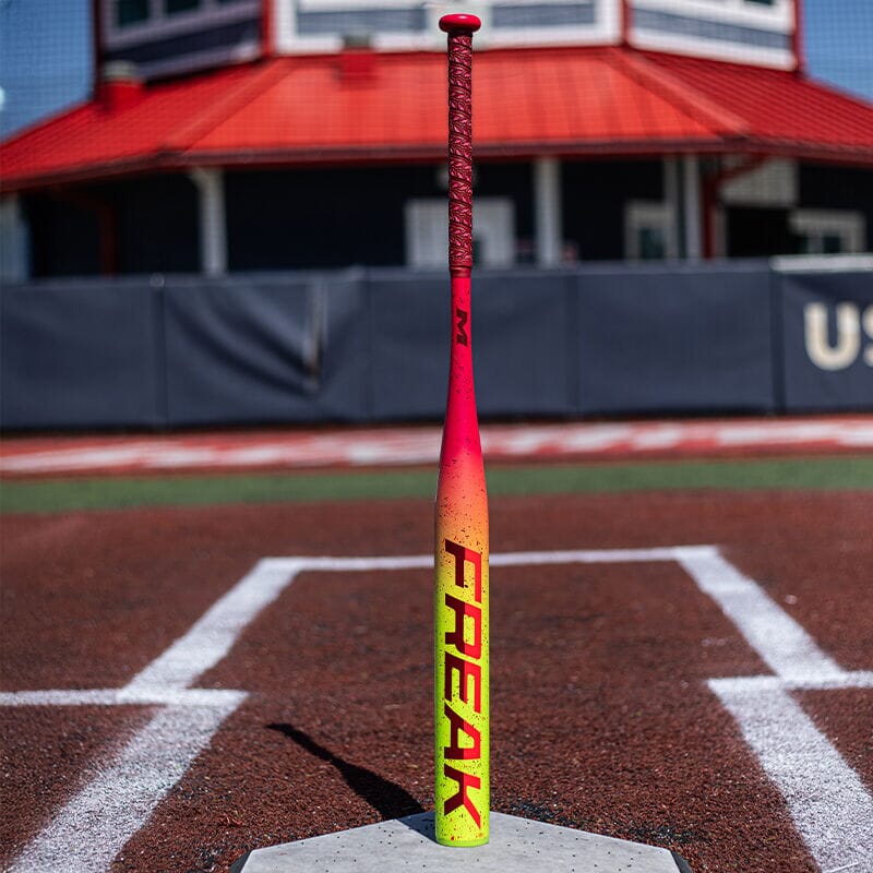 **Miken Freak USSSA Balanced 1-Piece Slowpitch Softball Bat (MSU5FRK1B) – 2025 Model – Perfect for Competitive Play & Home Run Hitting**