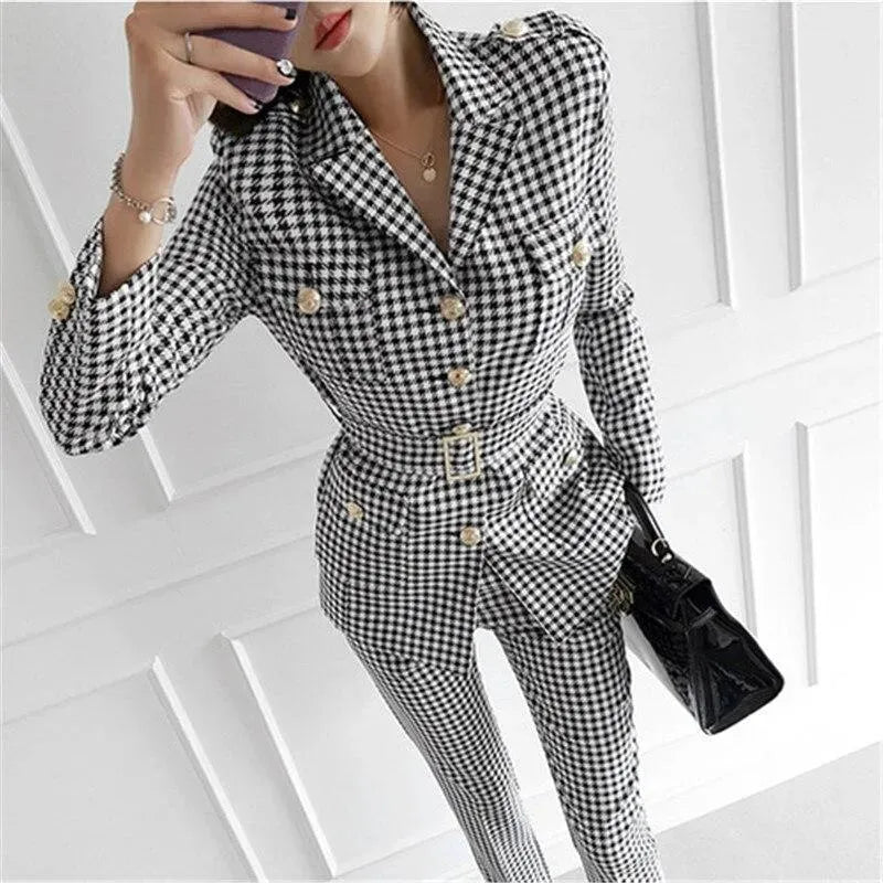 Slim Fit Plaid Women's Pantsuit - Professional Office Wear & Business Casual Outfit for Women | Perfect for Work, Interviews, and Formal Events