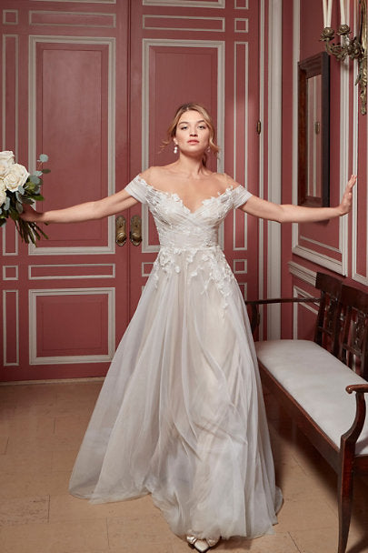 BHLDN Willowby Katara Wedding Gown - Elegant Lace Bridal Dress for Beach, Garden & Boho Chic Ceremonies | Perfect for Outdoor & Destination Weddings