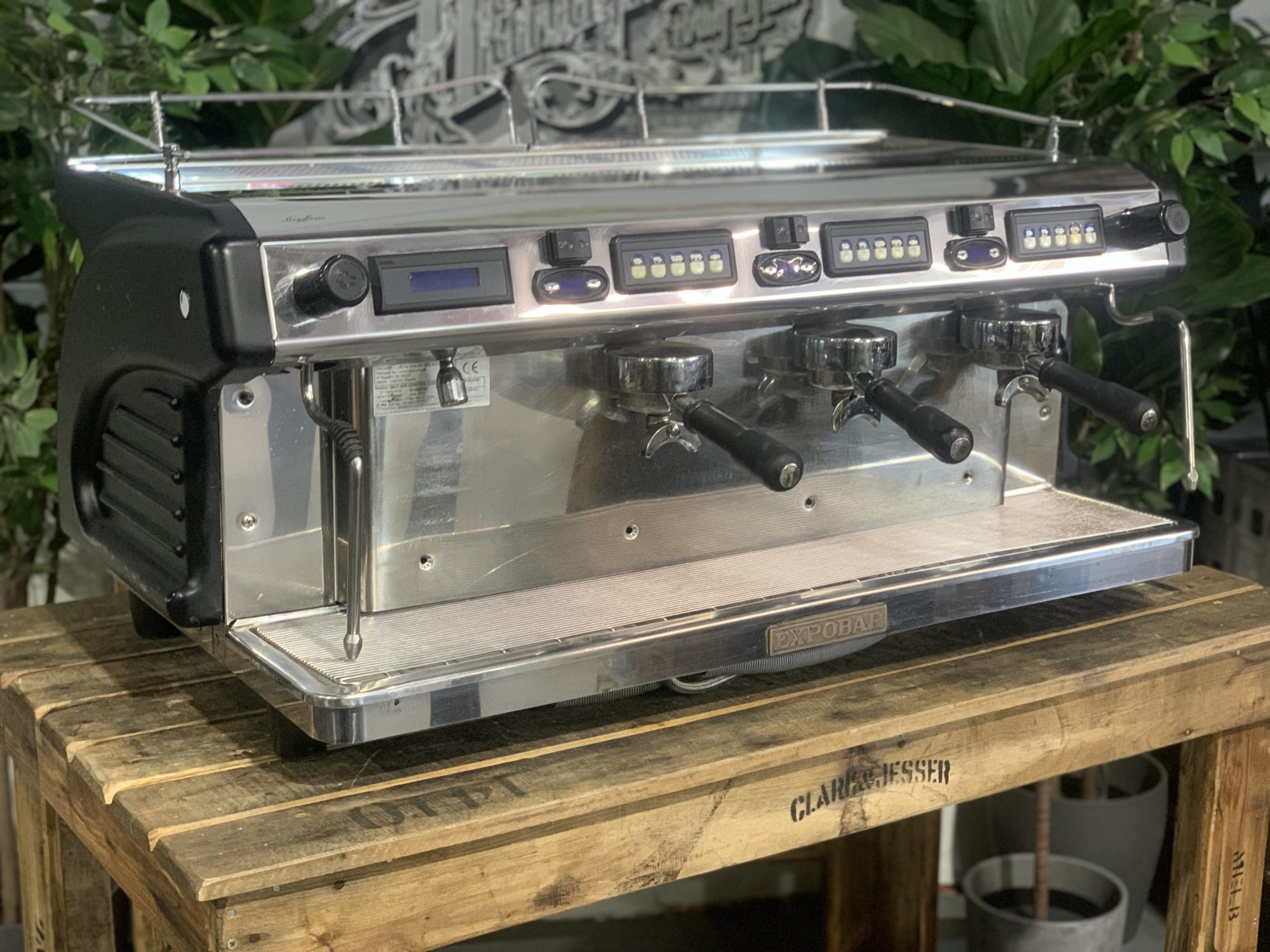 Expobar Ruggero 3 Group Commercial Espresso Machine - Black - Perfect for Coffee Shops, Restaurants & Offices