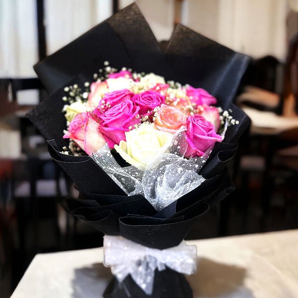 Stunning Pink and White Rose Bouquet - Fresh Hand-Tied Floral Arrangement for Weddings, Anniversaries & Romantic Gifts