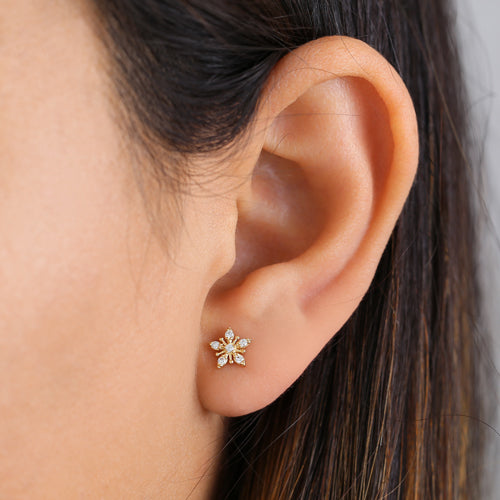 14K Yellow Gold Star Stud Earrings with Clear Round Cubic Zirconia - Perfect for Everyday Wear, Gifts & Special Occasions