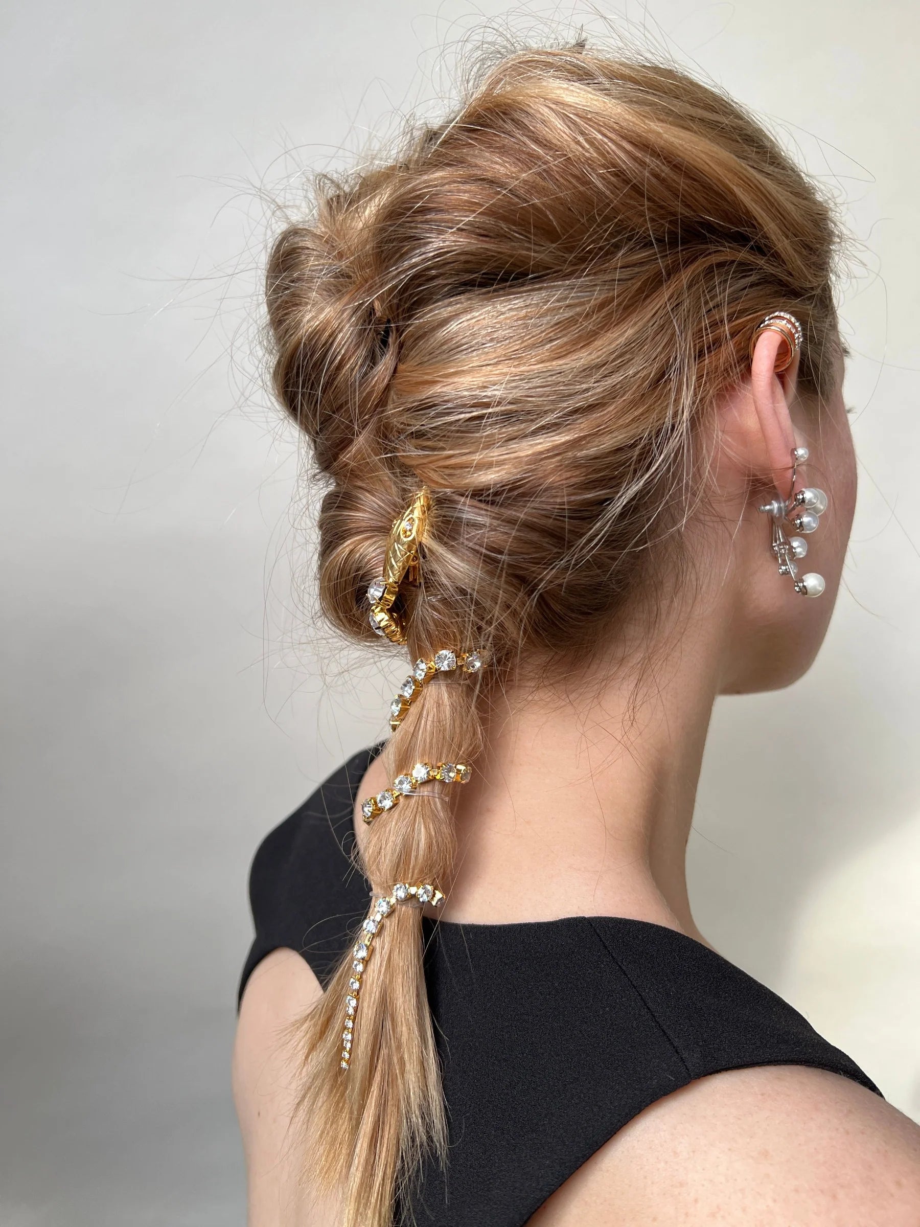 Serpent Crystal Spine Hair Clip - Elegant Rhinestone Hair Accessory for Women & Girls - Perfect for Parties, Weddings, and Everyday Wear