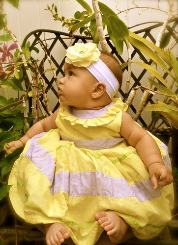 Sparkly Rhinestone Flower Headband for Baby Girls 0-12 Months - Soft Adjustable Newborn Head Wrap (Hot Pink) | Perfect for Photoshoots, Birthday Parties & Special Occasions