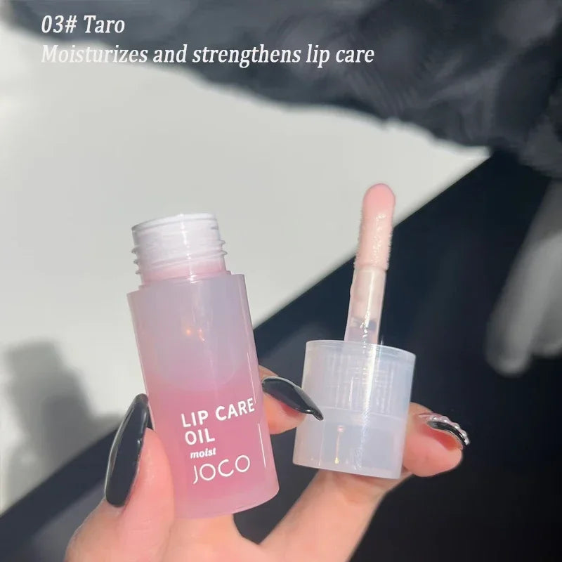 Hydrating Lip Oil with Glass Shine - Moisturizing & Plumping Lip Gloss for Dry Lips | Perfect for Daily Wear, Night Care & Makeup Looks