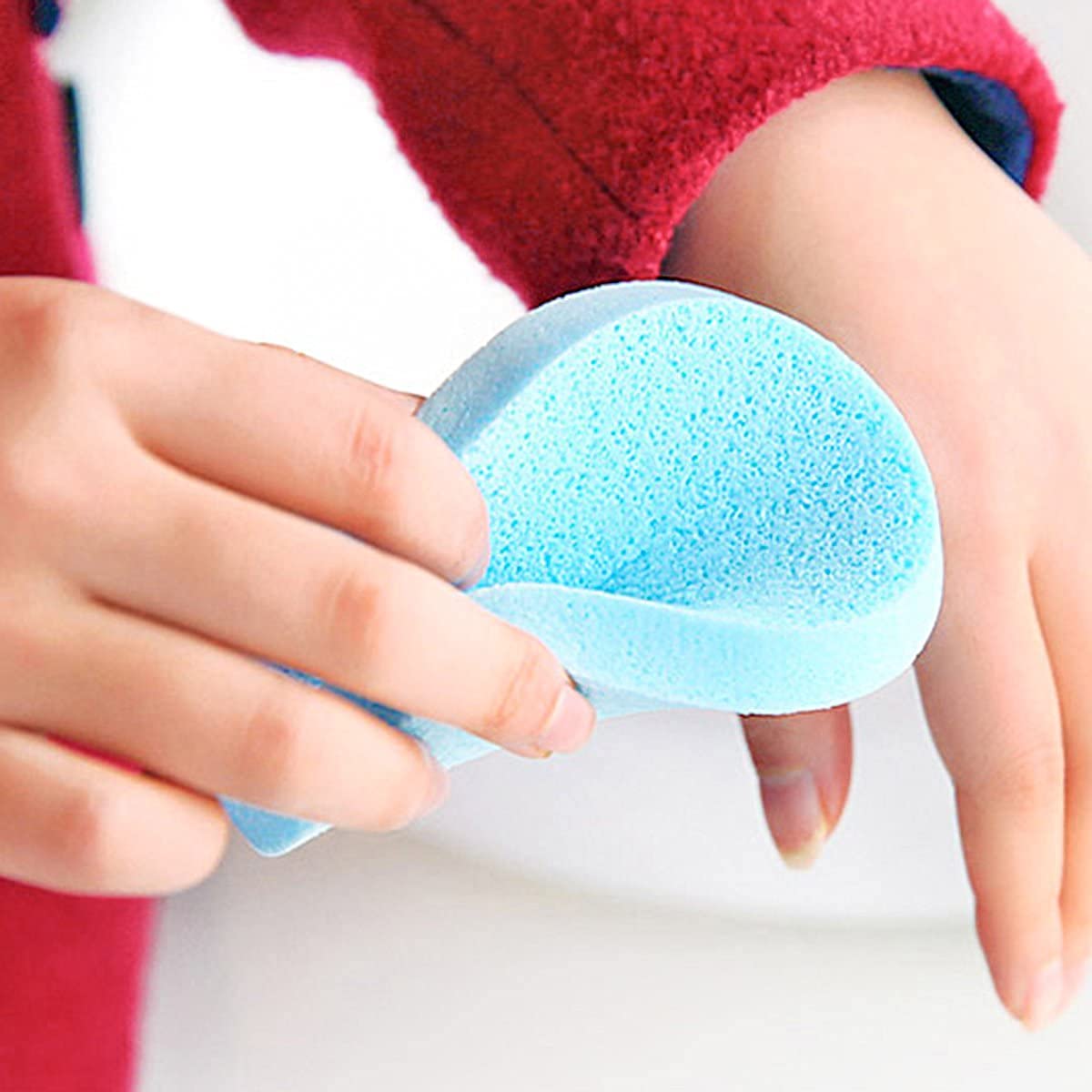 100 Pcs Premium Cotton Balls for Makeup Removal & Face Cleansing - Soft Degreasing Cotton Puffs with 2 Free Cleansing Sponges - Ideal for Beauty Salon, Spa & Home Skincare Routine