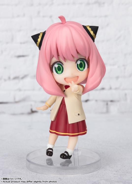 Bandai Figuarts Mini #131 Spy x Family Anya Forger (Odekeke Outfit Ver.) Anime Action Figure - Perfect for Collectors, Display & Cosplay Enthusiasts
