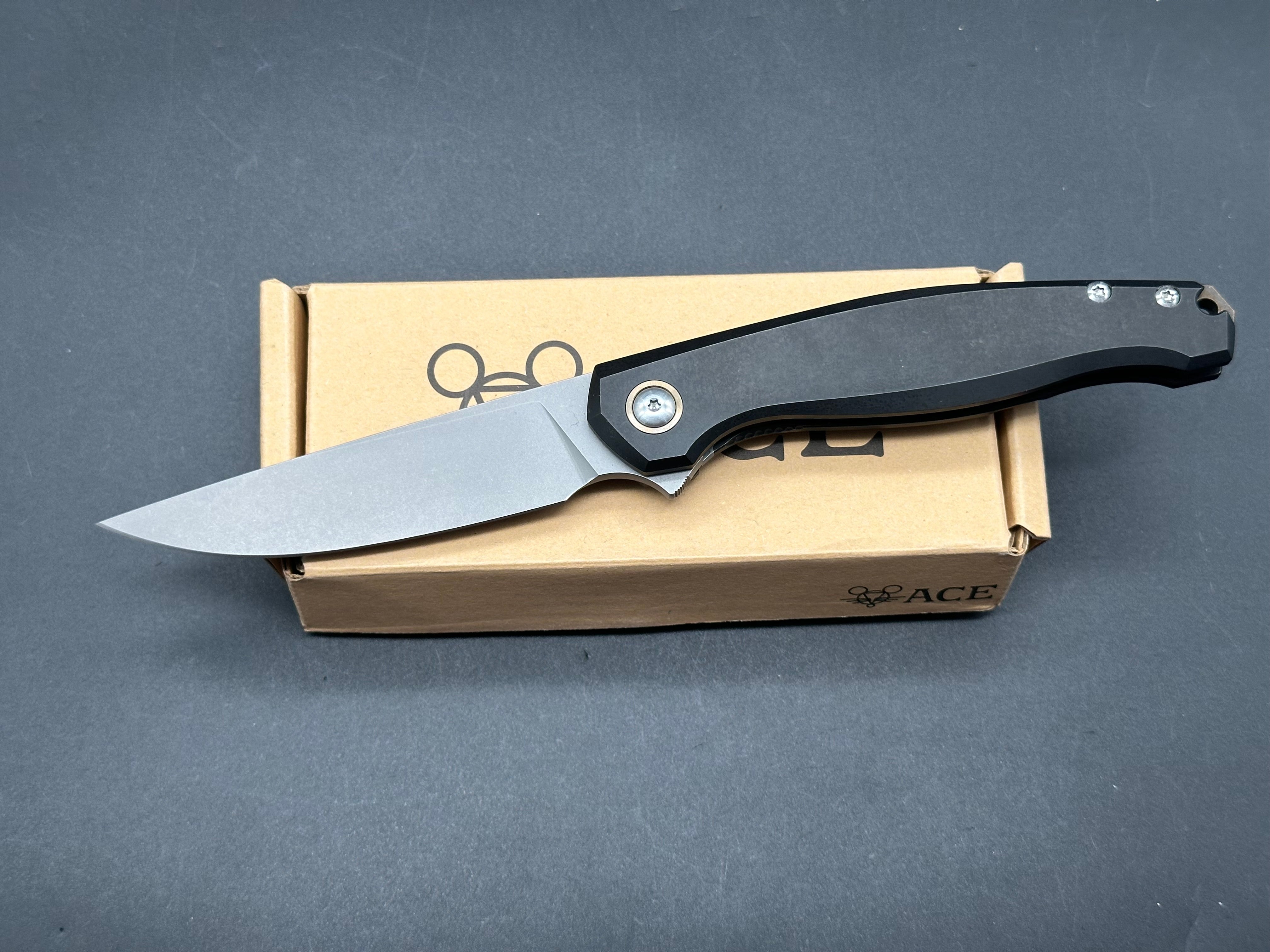 GiantMouse Ace Sonoma Titanium Folding Knife - Black PVD Coated, Stonewashed M390 Steel Blade - EDC Pocket Knife for Outdoor Camping, Hiking & Everyday Carry