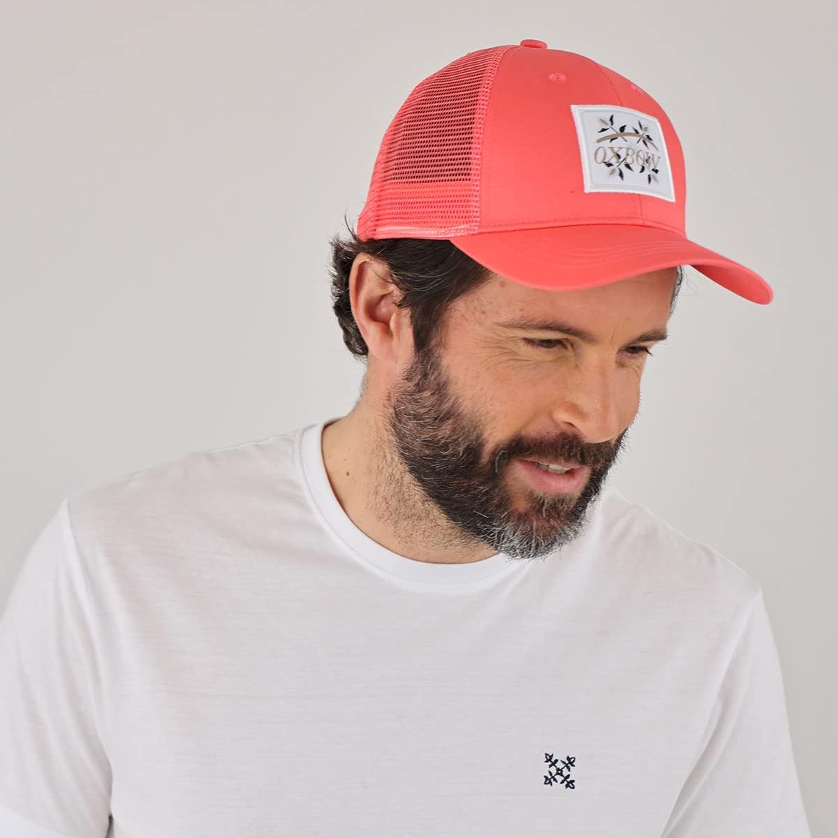 OXBOW POKEPY Trucker Cap with Logo - Adjustable Snapback Hat for Men & Women - Stylish Corporate Rose Design - Perfect for Outdoor Activities, Sports, and Casual Wear