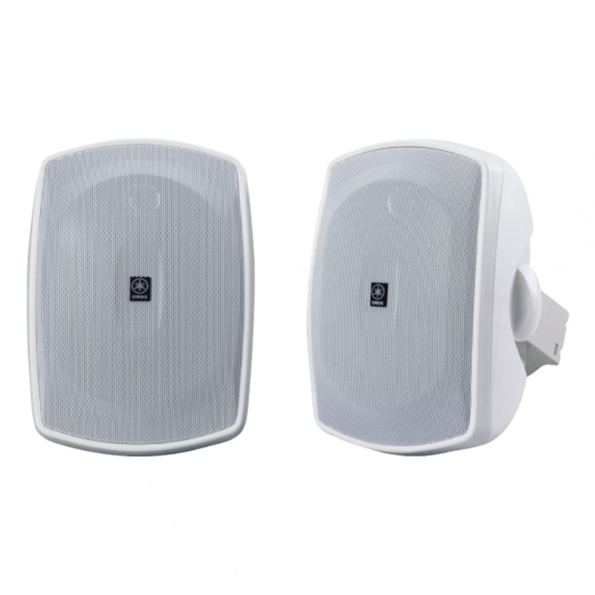YAMAHA NS-AW190WH 2-Way Indoor Outdoor Speakers - High Performance Weatherproof White Bookshelf Speakers for Patio, Poolside & Home Theater (Pair)