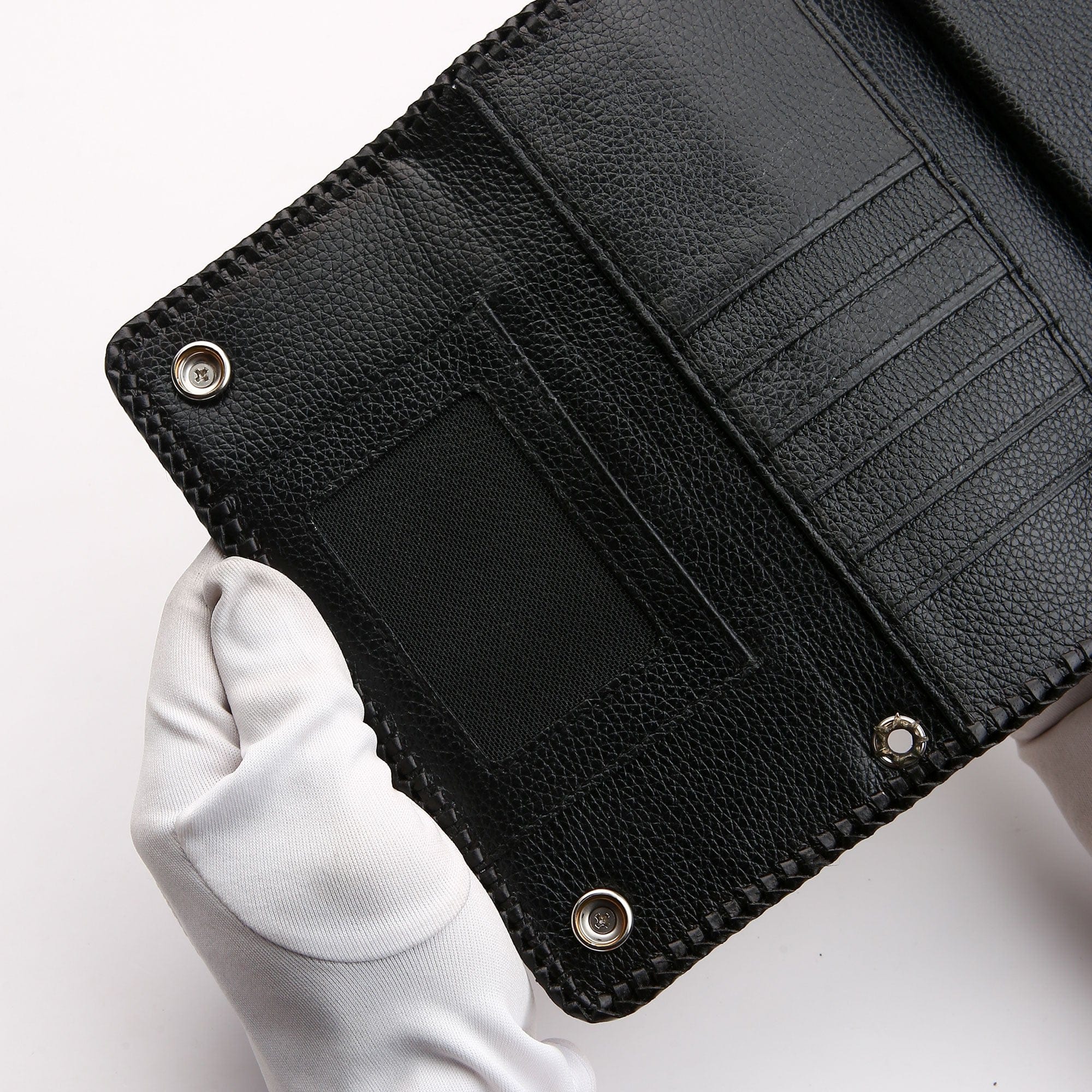 Premium Stingray Cross Lizard Leather Biker Wallet for Men - RFID Blocking Slim Bifold Wallet - Perfect for Motorcycle Riders & Everyday Carry