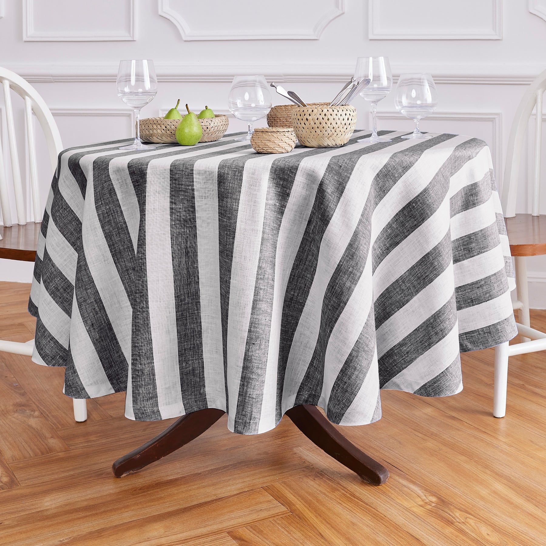 Stylish Cabana Stripe Round Tablecloth - Waterproof & Washable - Perfect for Outdoor Dining, Picnics, and Beach Parties