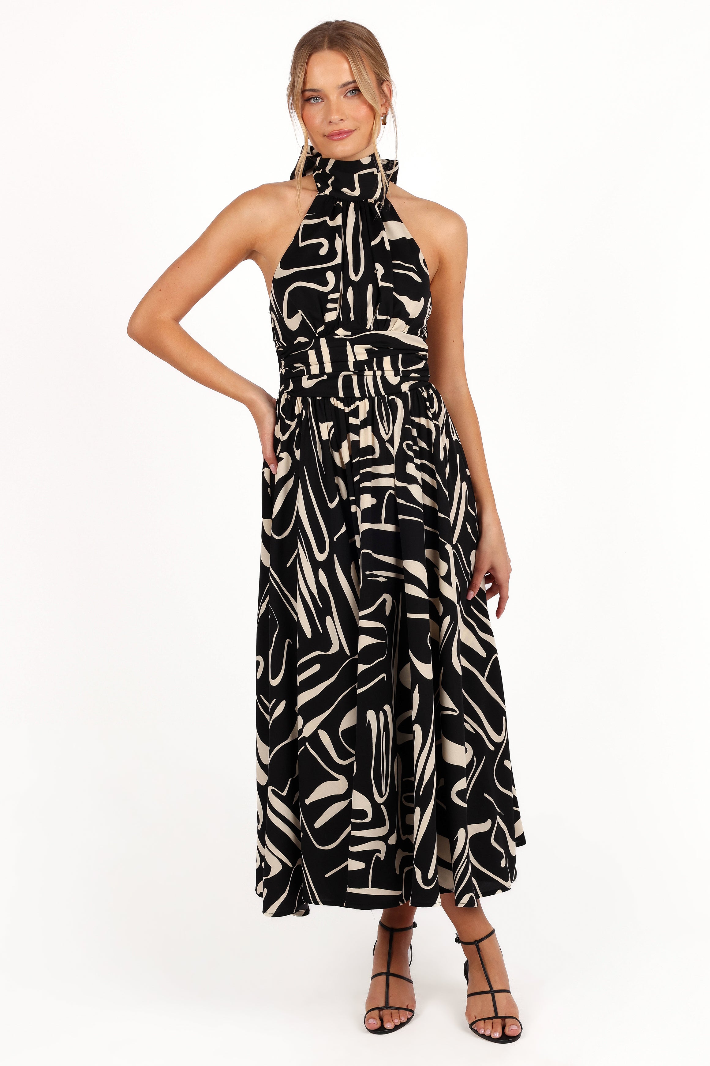 Jennifer Halterneck Maxi Dress - Elegant Black & White Flowy Long Dress for Women | Perfect for Beach Vacations, Summer Parties & Date Nights