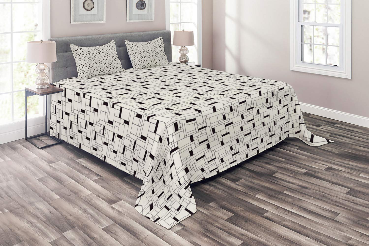 Ambesonne Geometric Quilt Set - Modern Grid Pattern with Rectangular Shapes, 3-Piece King Size Bedspread with 2 Pillow Shams in Ivory & Charcoal Grey | Contemporary Bedroom Decor for Master & Guest Rooms