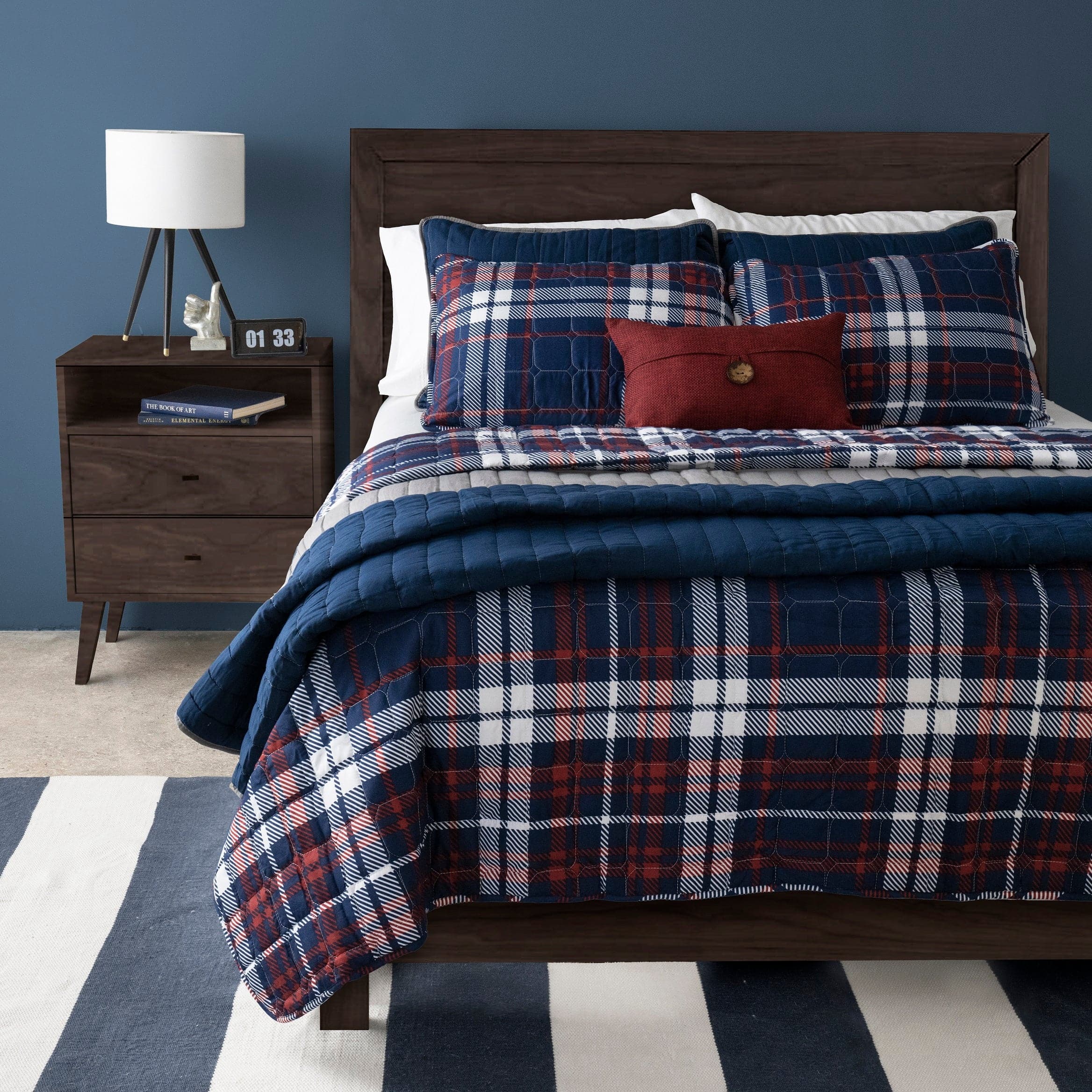 Soft Stripe All Season Quilt Coverlet Set - Lightweight Bedding for Year-Round Comfort - Perfect for Master Bedroom, Guest Room & Cozy Home Decor