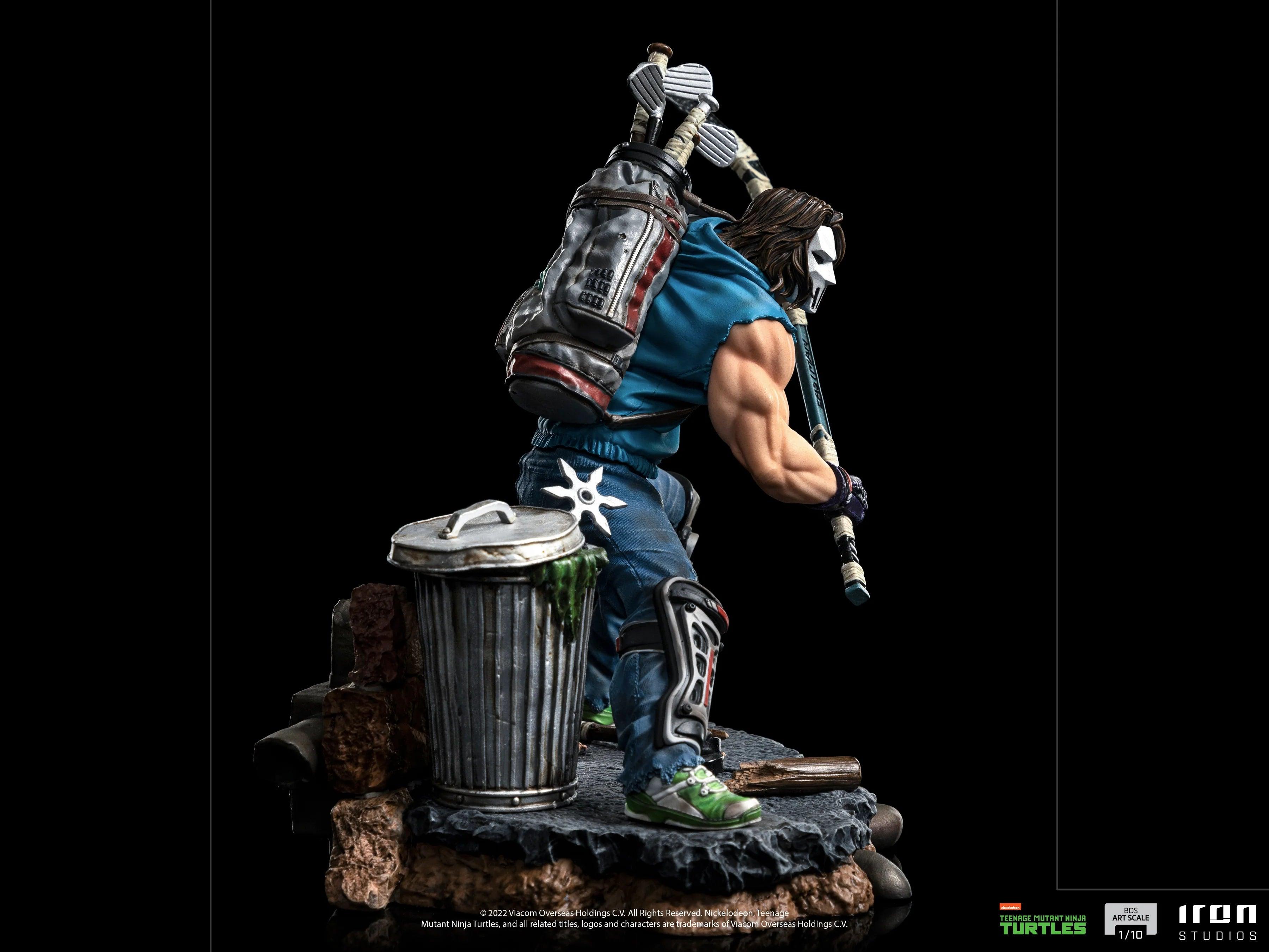 Iron Studios Teenage Mutant Ninja Turtles Casey Jones BDS Art Scale 1/10 Statue - Collectible Action Figure for TMNT Fans, Home Decor & Gift for Comic Book Lovers