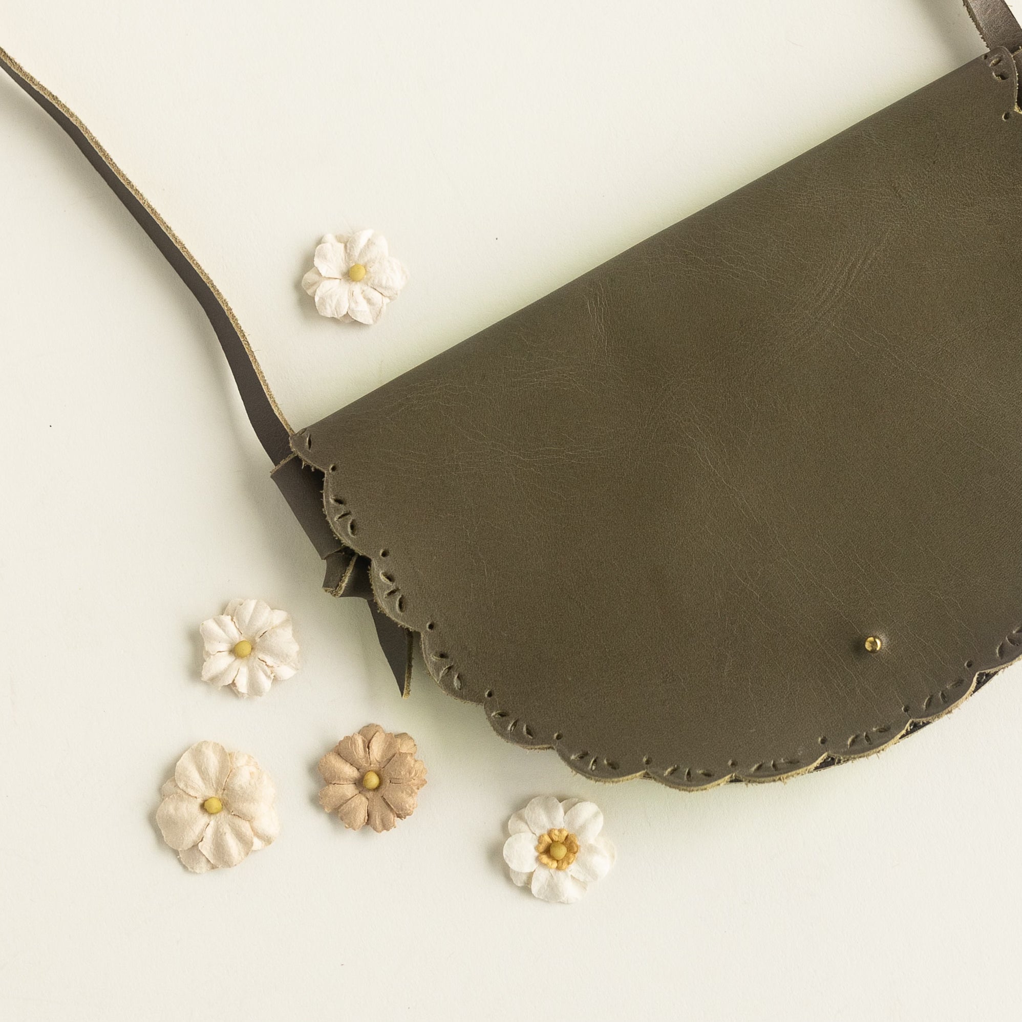 Stylish Pine Green Leather Satchel for Women - Trendy Crossbody Handbag with Adjustable Strap - Perfect for Work, Travel & Everyday Use
