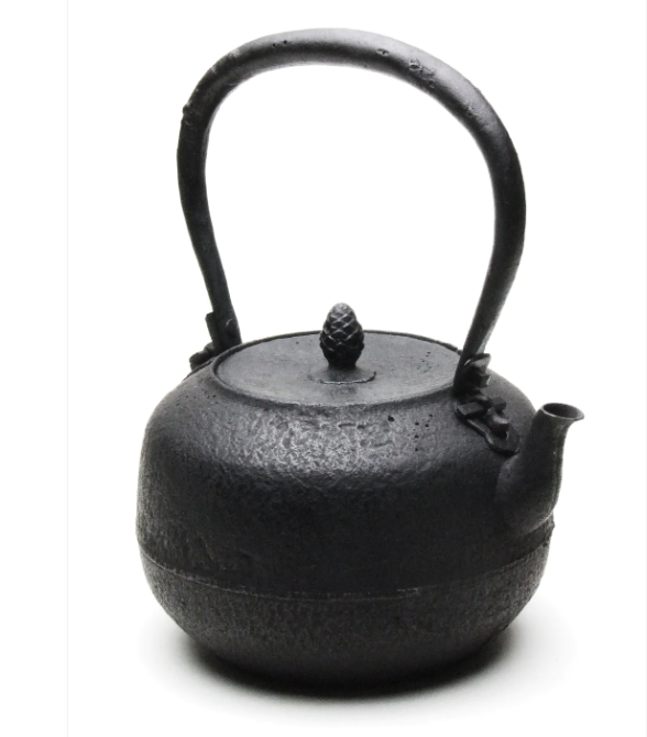 Premium Japanese Nanbu Tetsubin Iron Teapot - Koizumi Nizaemon 11th Generation Uba Guchi Hojyu Shape with Original Box - Authentic Cast Iron Tea Kettle for Traditional Japanese Tea Ceremony & Home Brewing