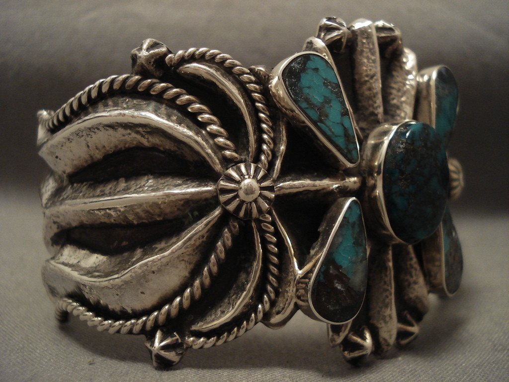110g Authentic Navajo Turquoise Bracelet - Handmade Sterling Silver Native American Jewelry for Women, Perfect for Boho Fashion & Special Occasions