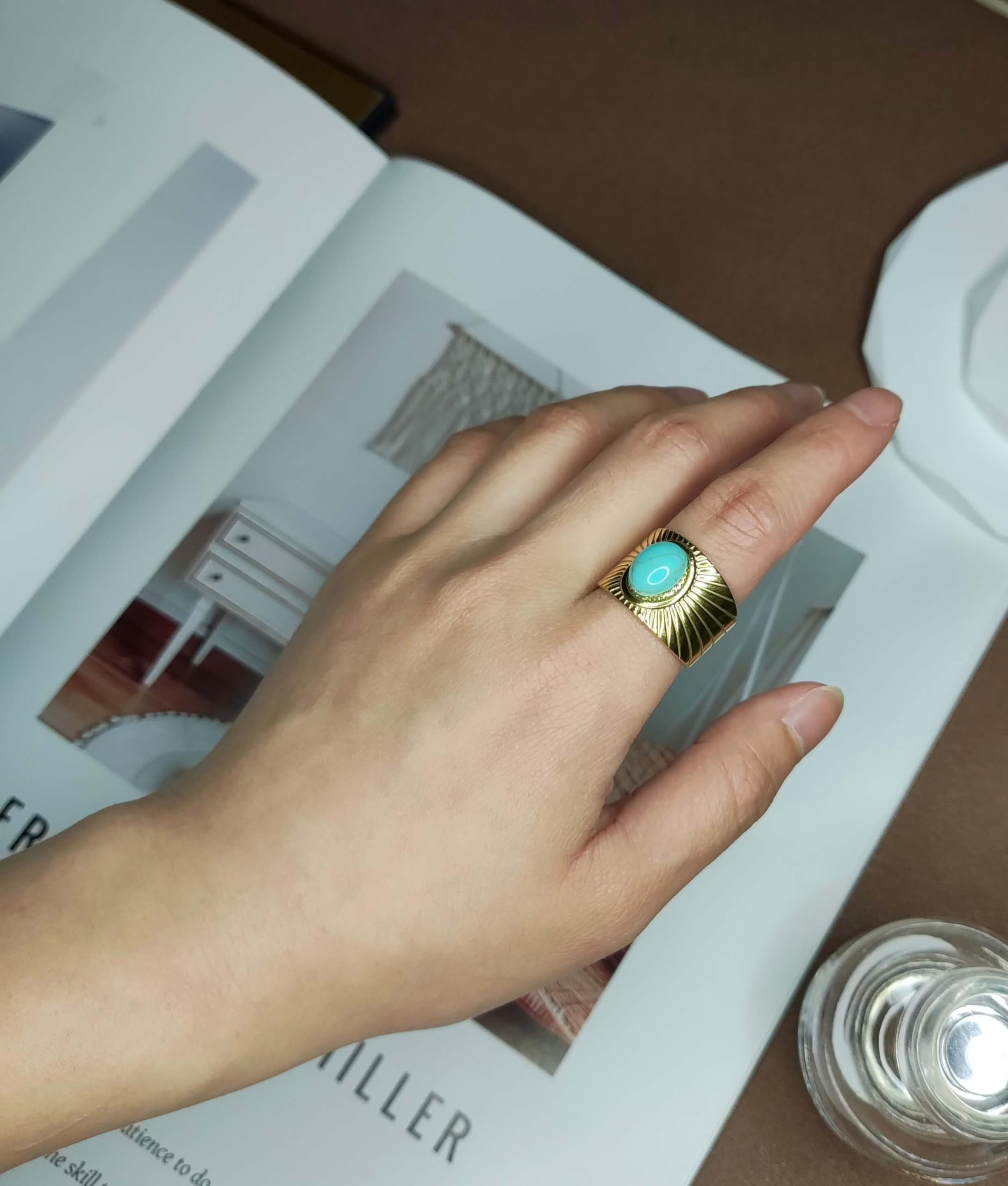 Vintage Adjustable Turquoise Ring for Women & Men - Gold Western Cowgirl Band Ring, Chunky Bohemian Jewelry for Everyday Wear, Gifts & Special Occasions