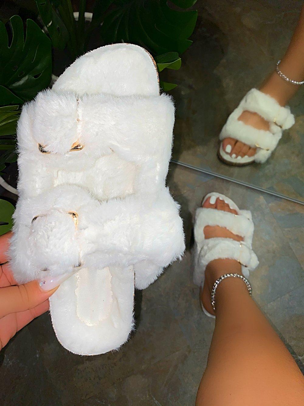 Lisa Women's Soft Plush White Slippers - Cozy Indoor/Outdoor House Shoes for Relaxing at Home, Lounging & Spa Days