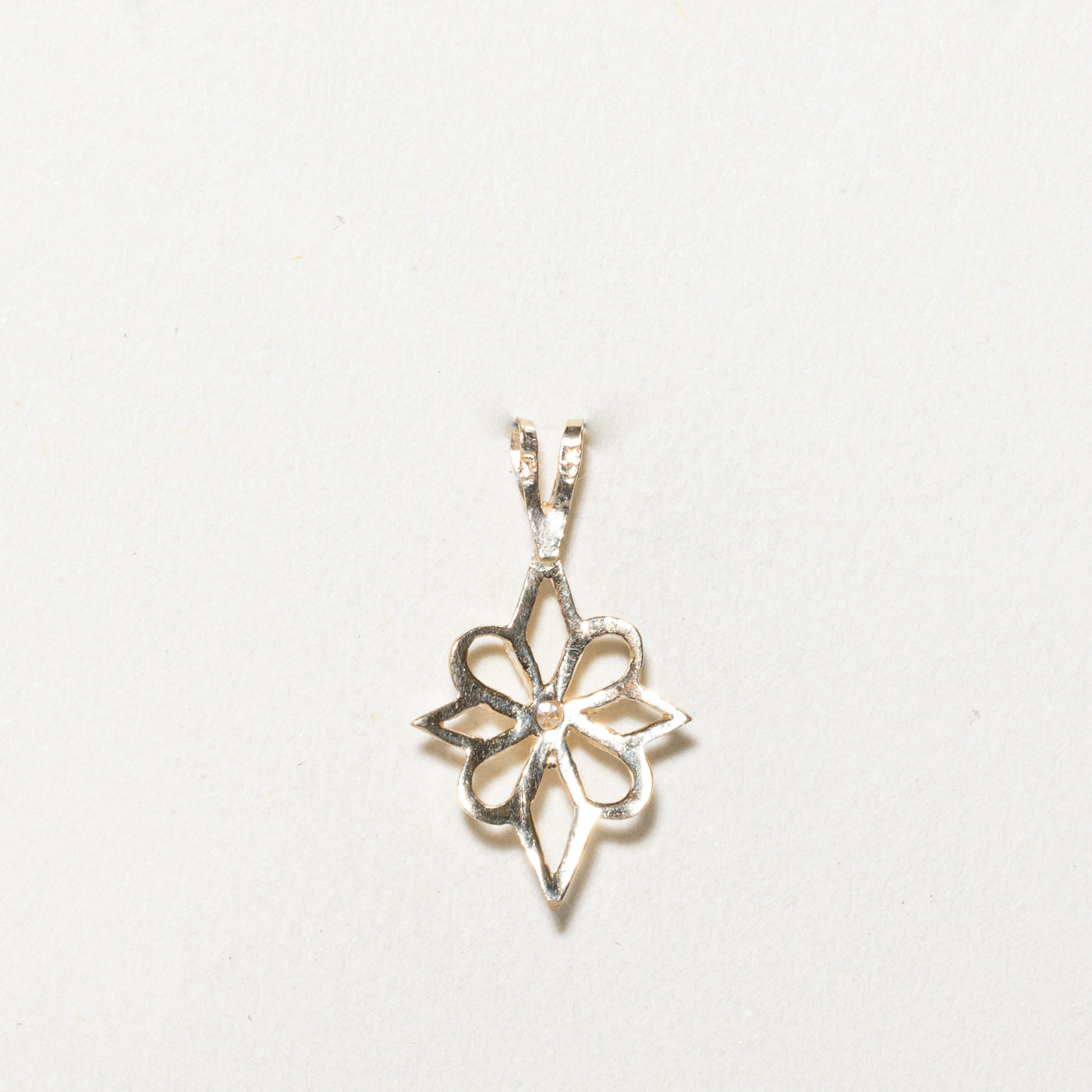0.02ct Diamond Floral Star Pendant Necklace - Elegant Jewelry for Women, Perfect Gift for Valentine's Day, Anniversary & Special Occasions
