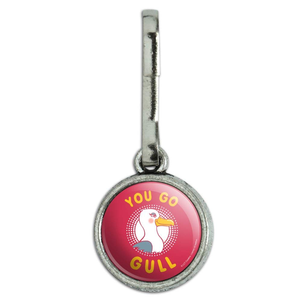 Funny Seagull Charm Zipper Pull - Vintage Style Accessory for Purse, Backpack & Suitcase | Cute Gift for Beach Lovers & Travel Enthusiasts | Perfect for Luggage, Handbags & Travel Gear Decoration