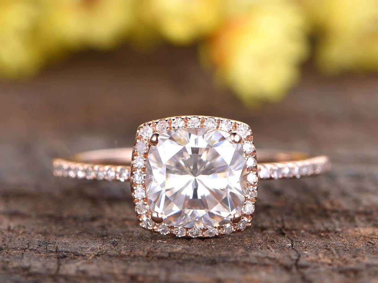 1.25 Carat Vintage Cushion Cut Moissanite Engagement Ring in 18K Gold Plating - Perfect for Weddings, Anniversaries & Special Occasions