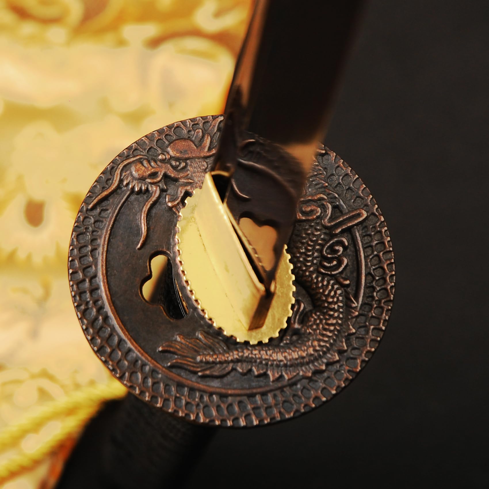 Premium Blood Red Damascus Steel Japanese Samurai Katana Sword with Dragon Tsuba - Handcrafted Folded Steel Blade for Martial Arts Training, Cosplay & Collectors