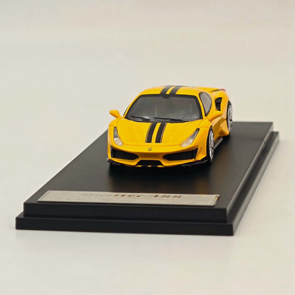 1:64 Scale Ichilan Ferrari Novitec 488 Pista Yellow Diecast Model Car - Super Racing Sports Collectible for Display & Gift Giving