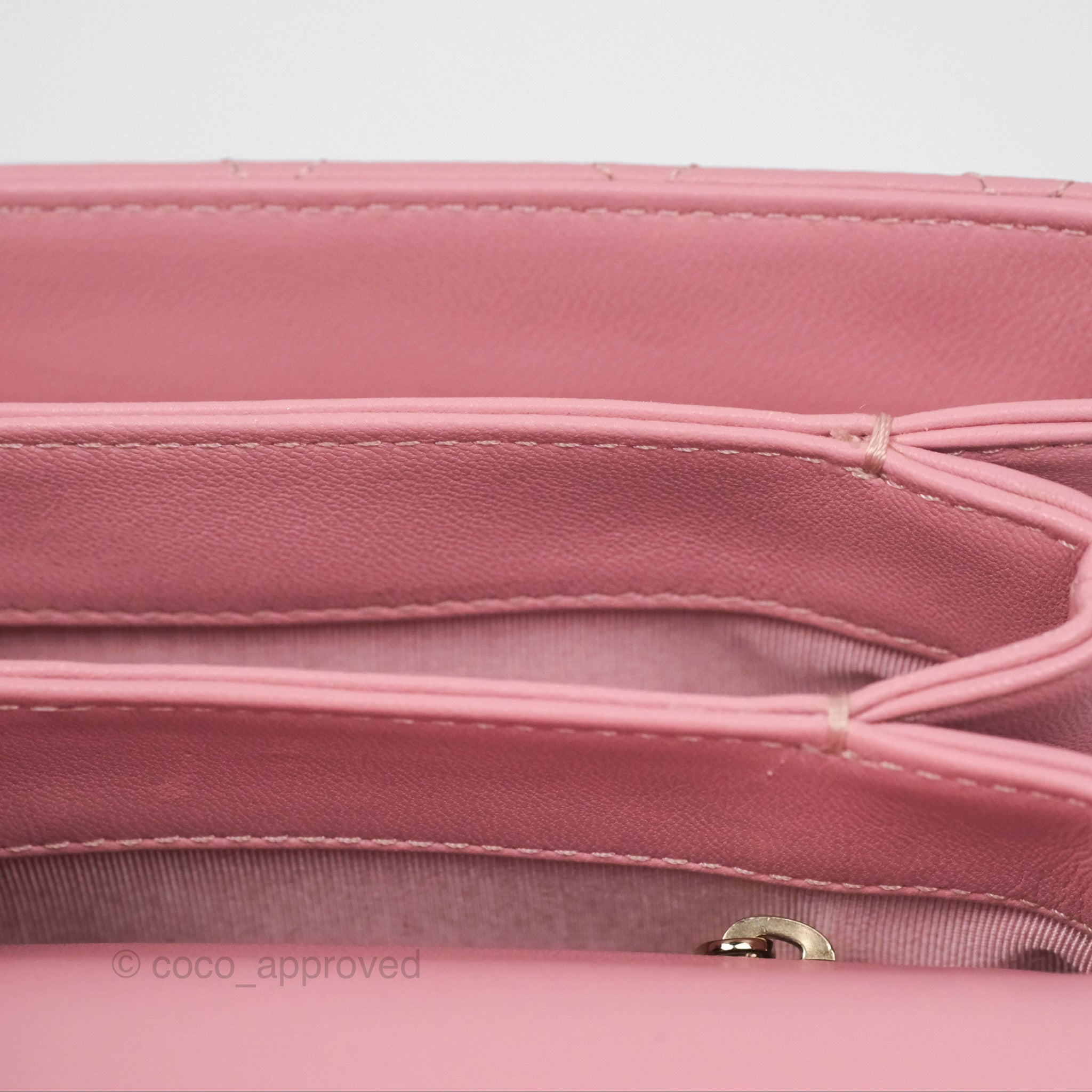 Chanel Citizen Chic Flap Bag in Pink Lambskin Leather with Gold Hardware - Luxury Crossbody Purse for Women, Perfect for Date Night & Special Occasions