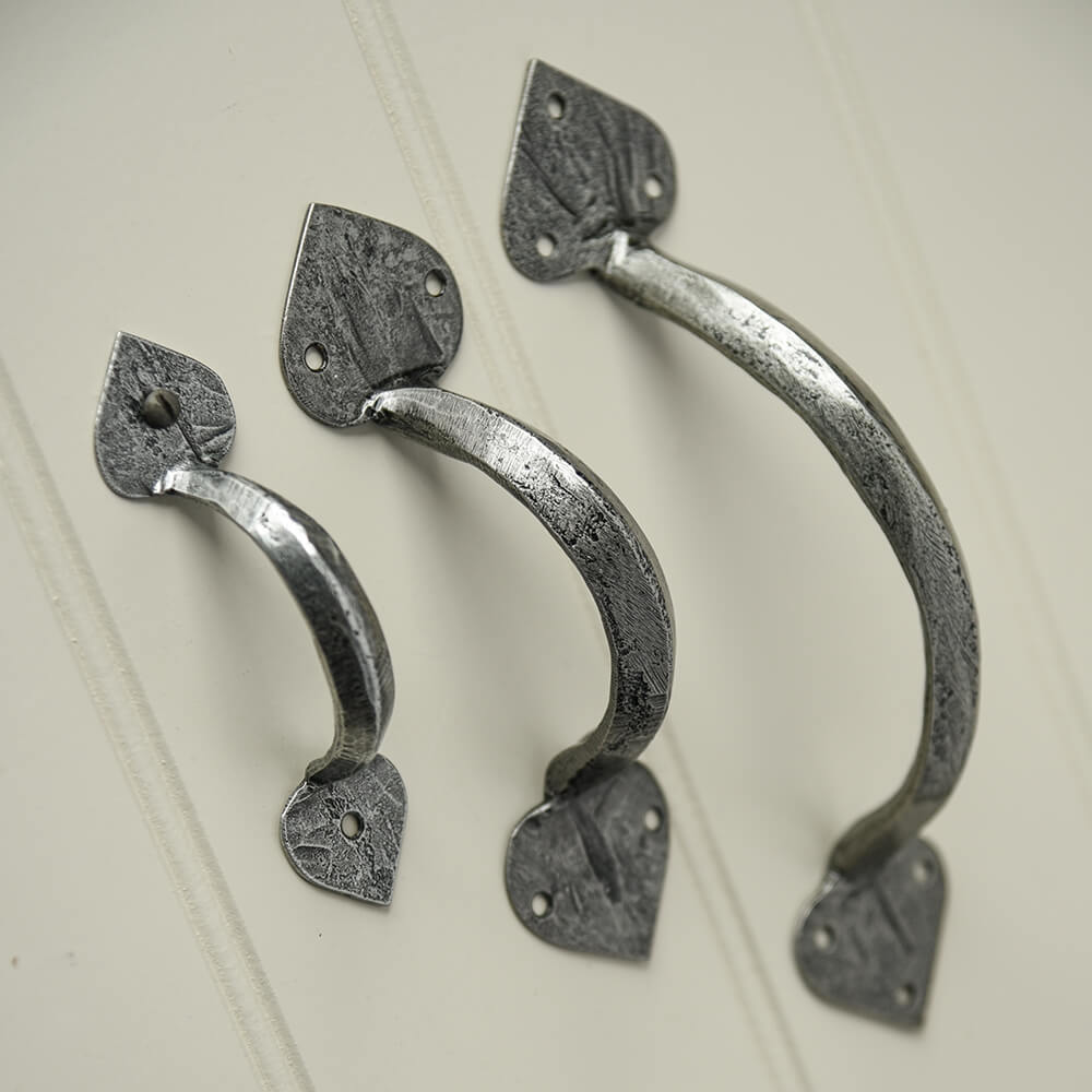 Antique Pewter Gothic Cabinet Pull Handle - Vintage Style Drawer Knobs for Kitchen, Bathroom & Furniture - Perfect for Gothic Home Decor & DIY Projects